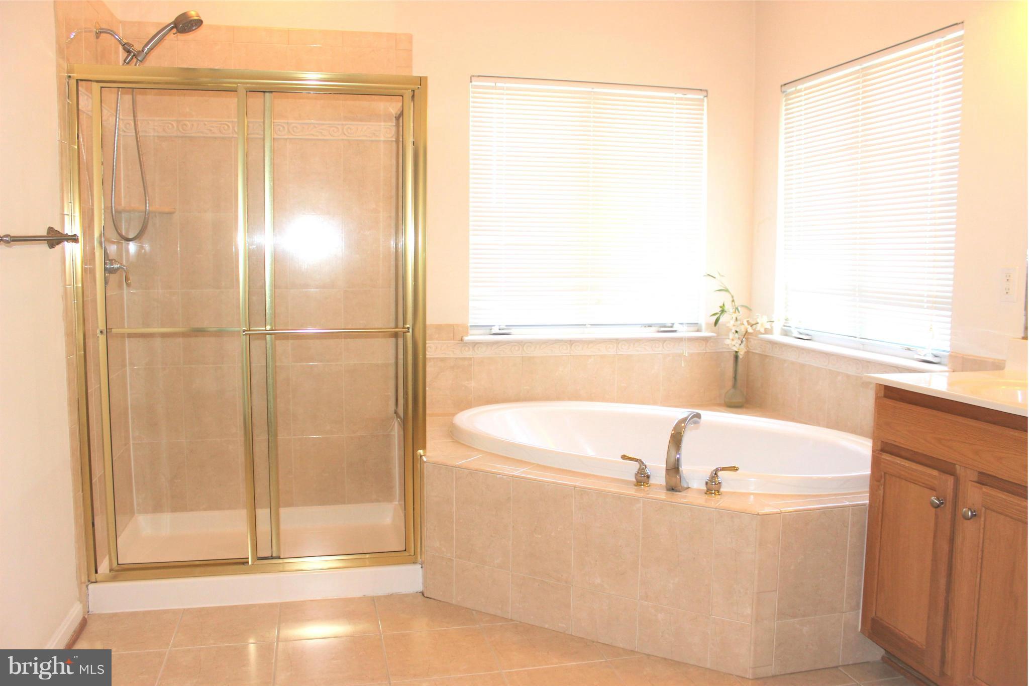 PEMBROOKE - Residential Lease