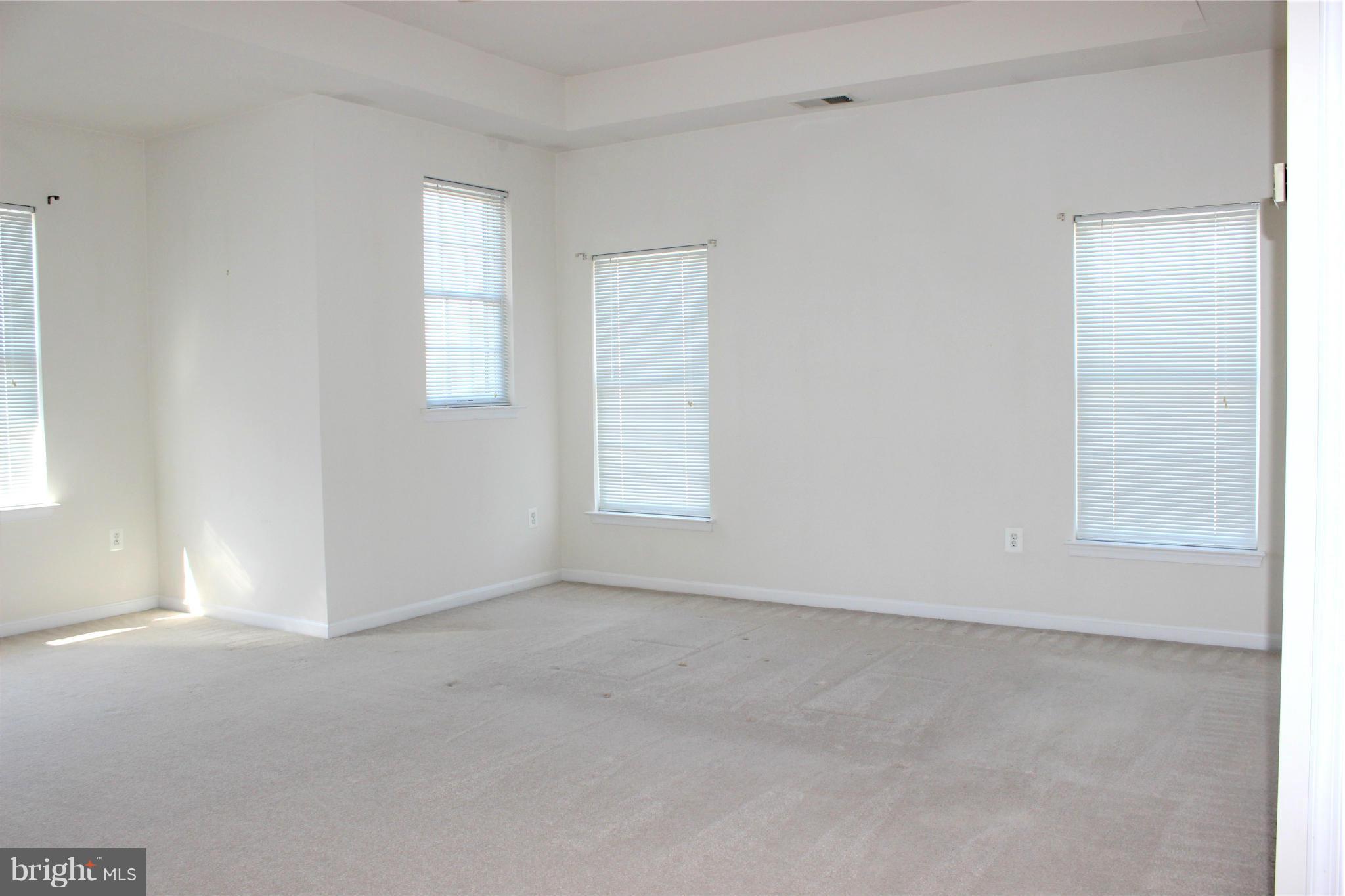 PEMBROOKE - Residential Lease