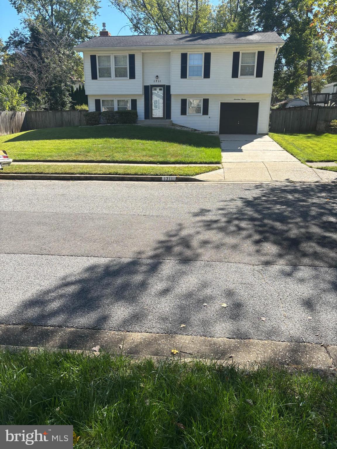 CROFTON MEADOWS - Residential