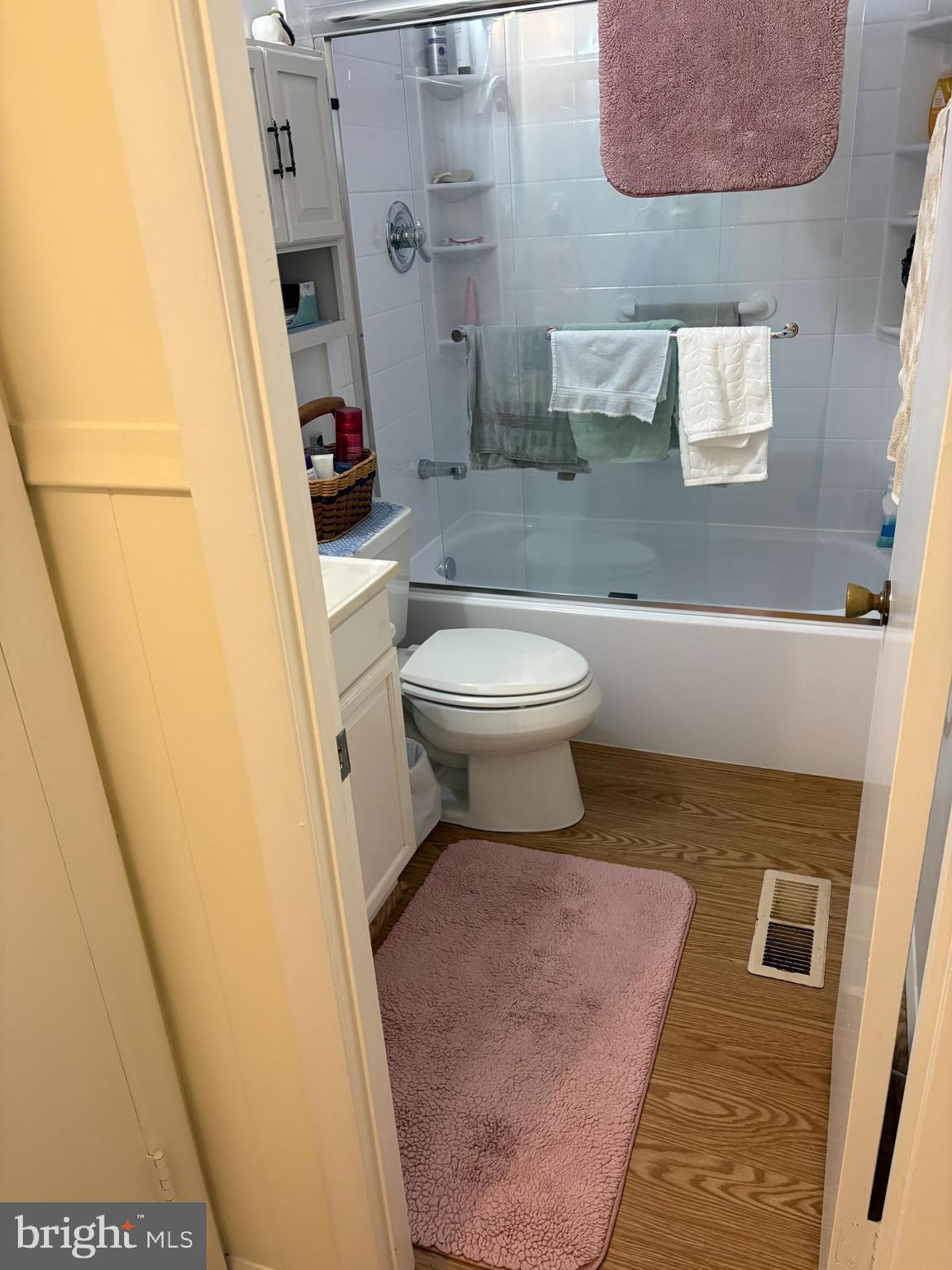 CROFTON MEADOWS - Residential