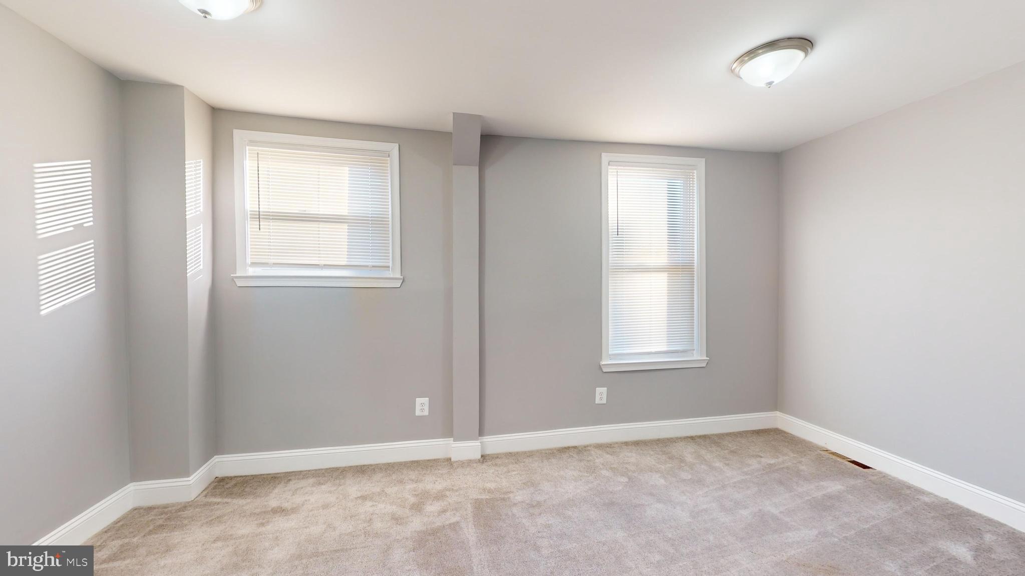 FOUR BY FOUR - Residential