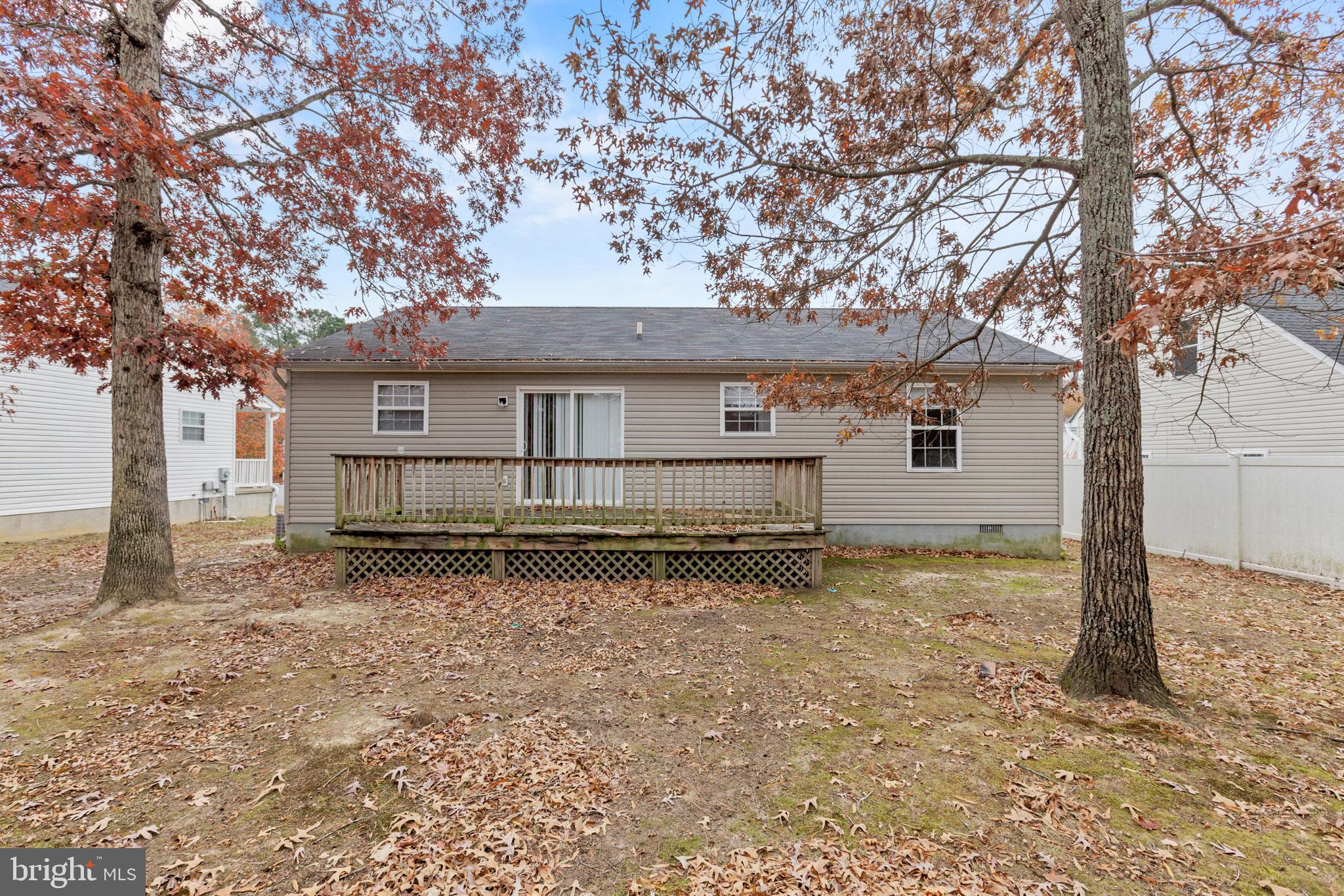 LAUREL GLEN - Residential