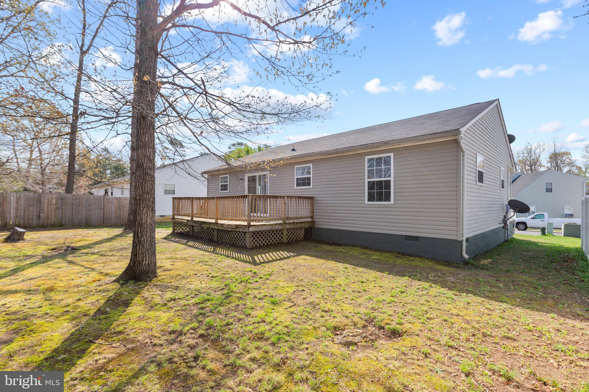 LAUREL GLEN - Residential