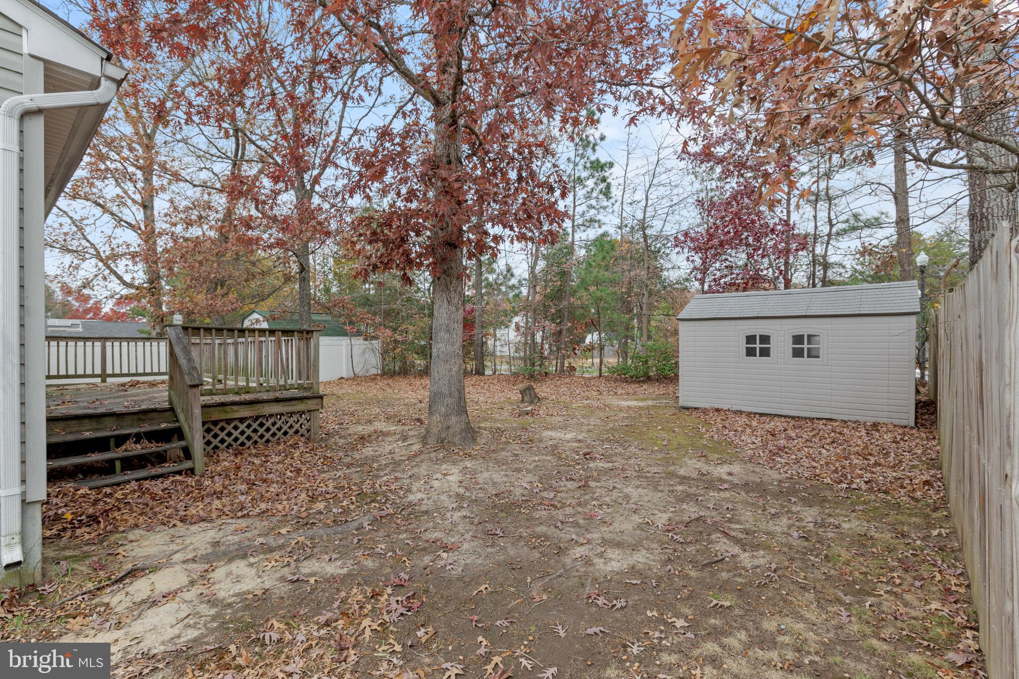 LAUREL GLEN - Residential