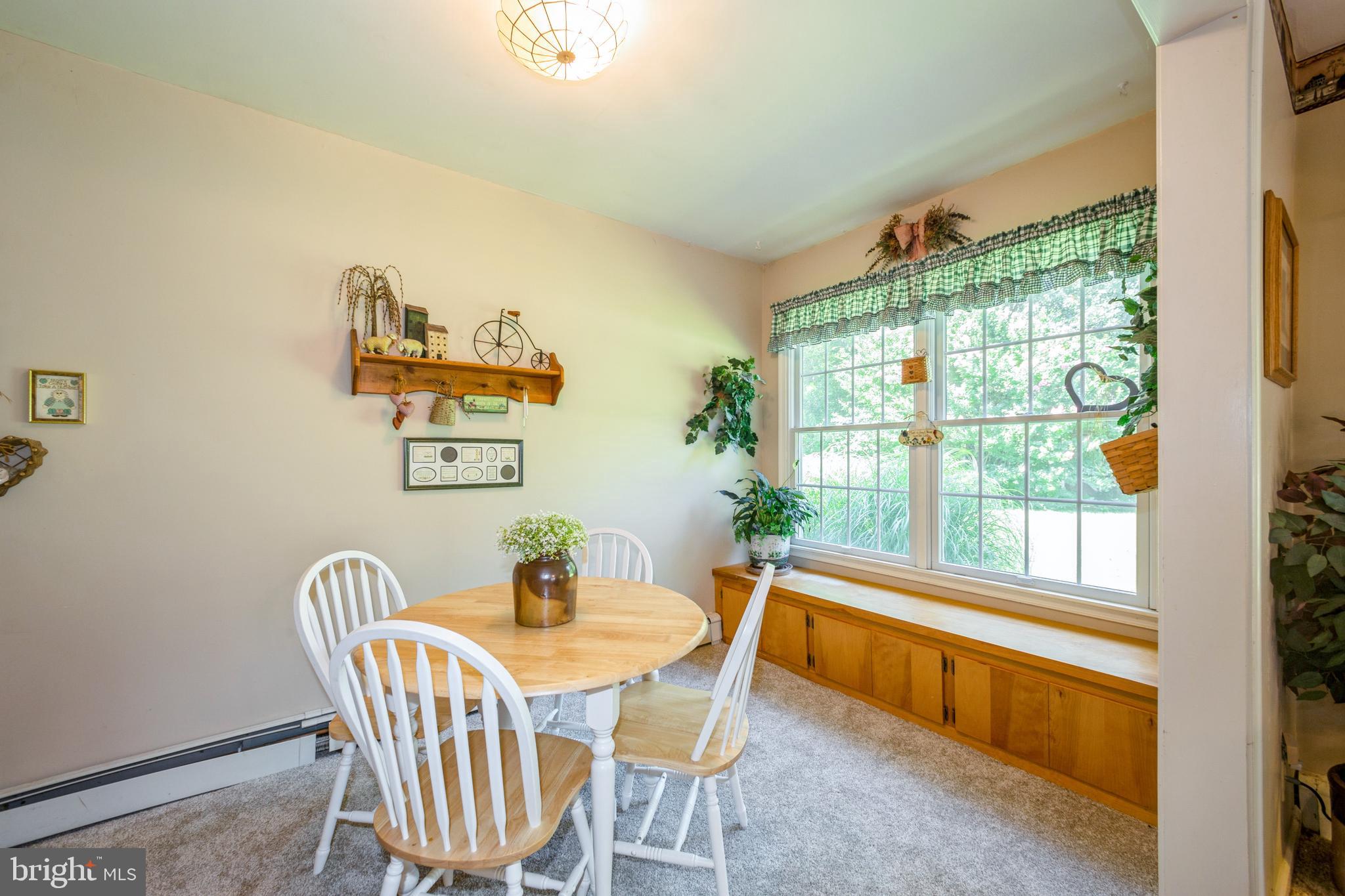 SANDY POINT - Residential