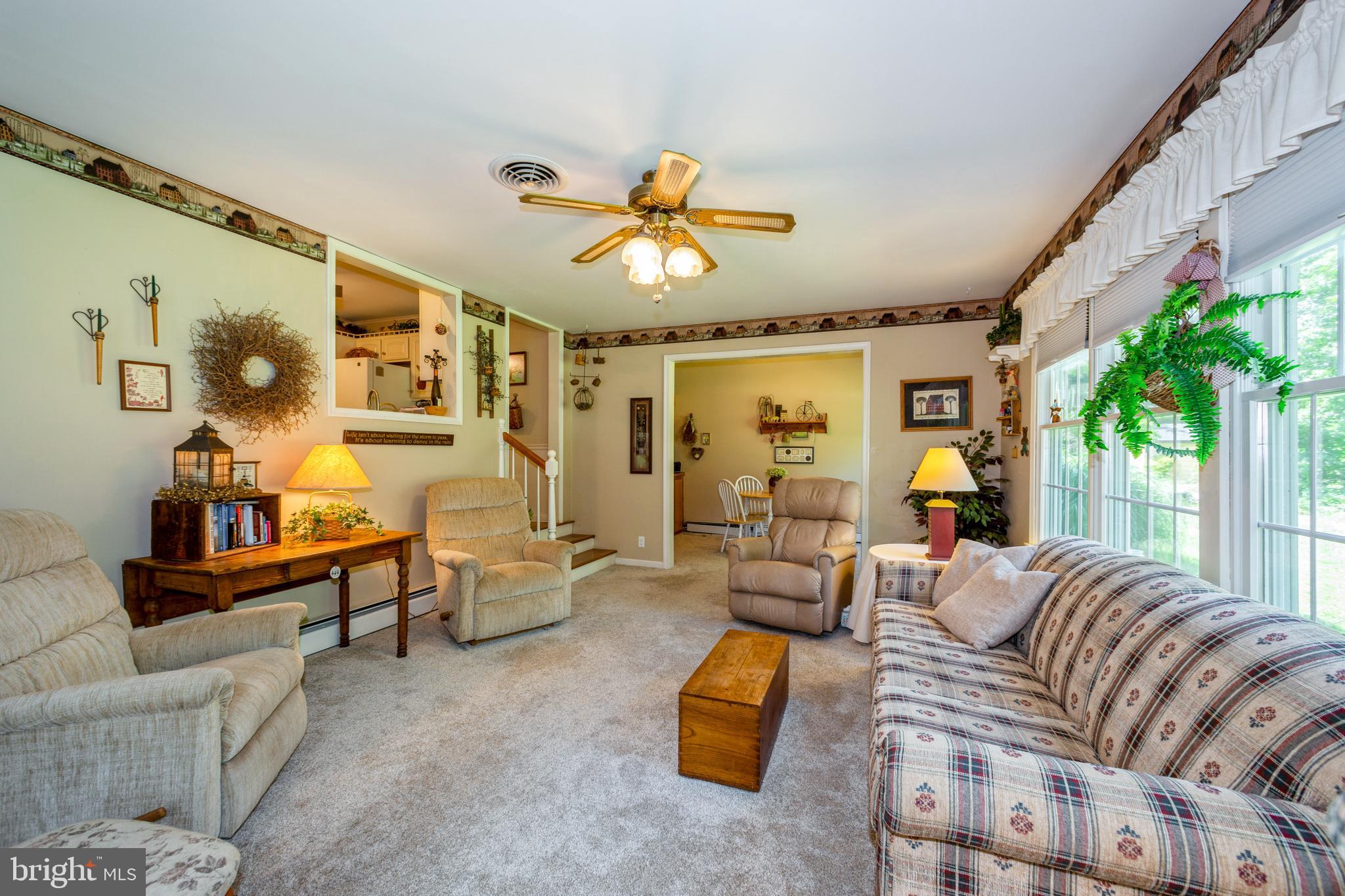 SANDY POINT - Residential