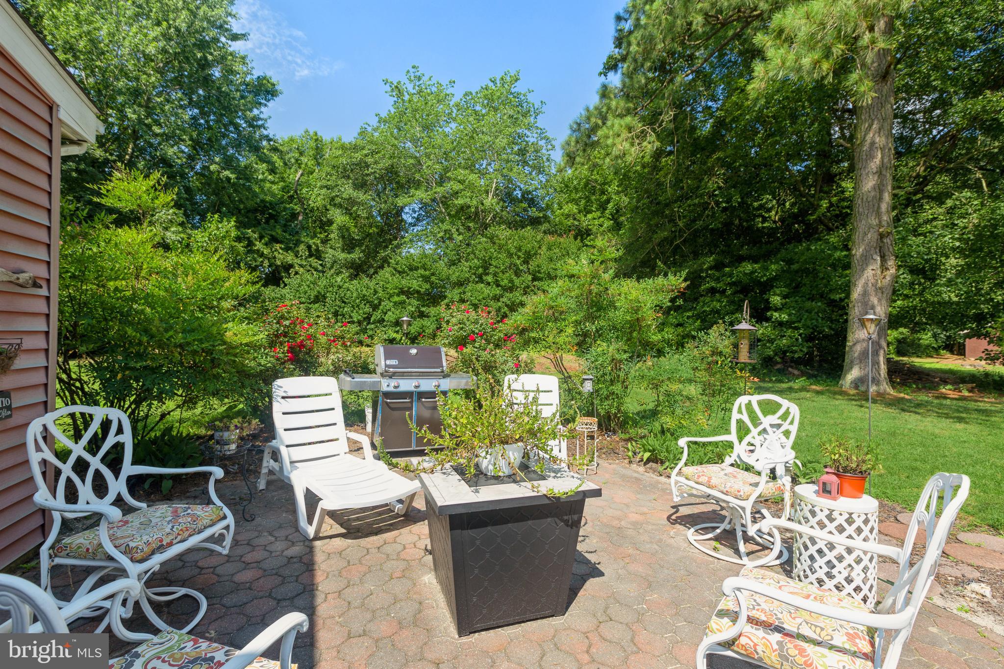 SANDY POINT - Residential