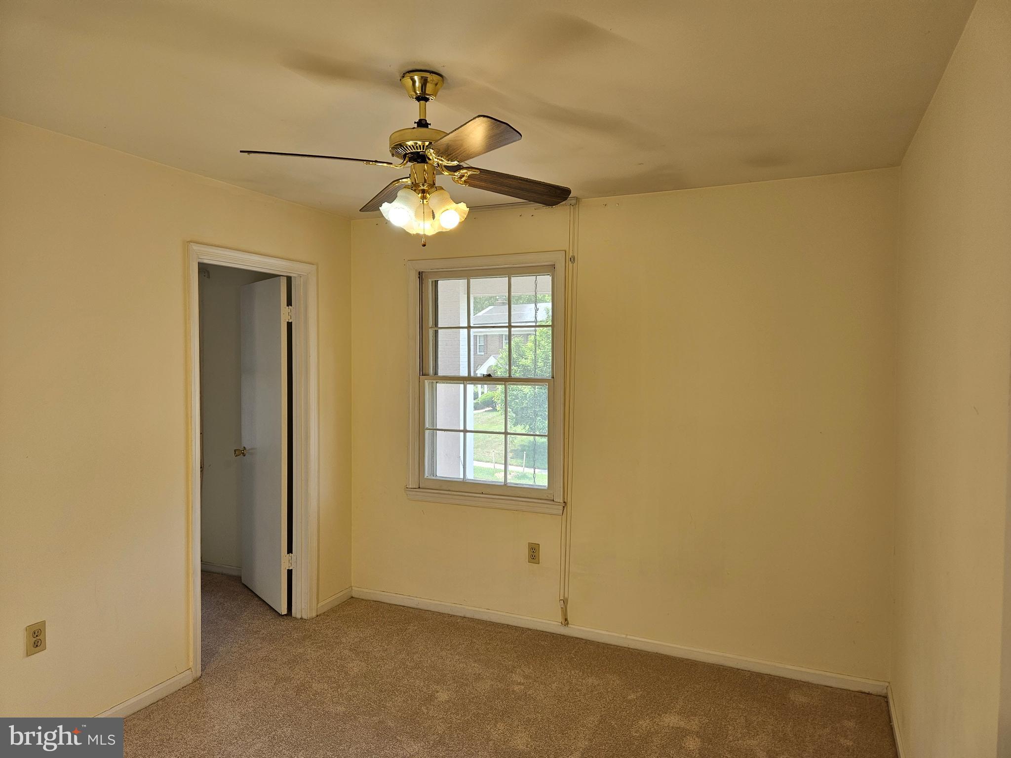 PROSPECT KNOLLS - Residential