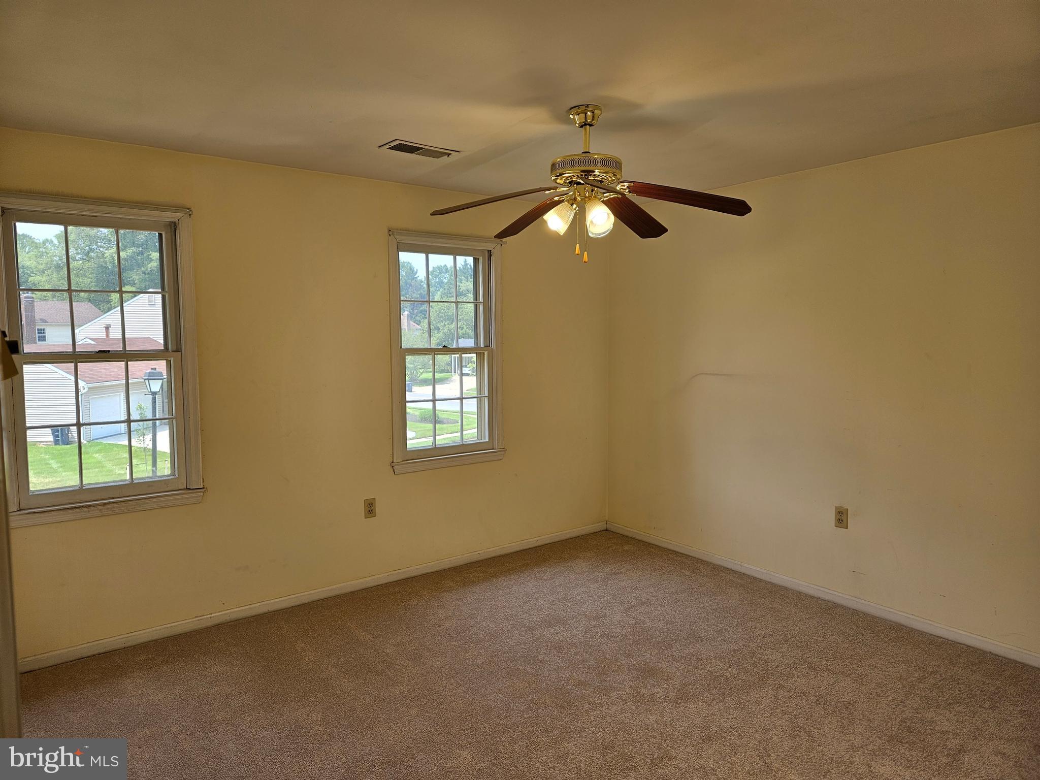 PROSPECT KNOLLS - Residential