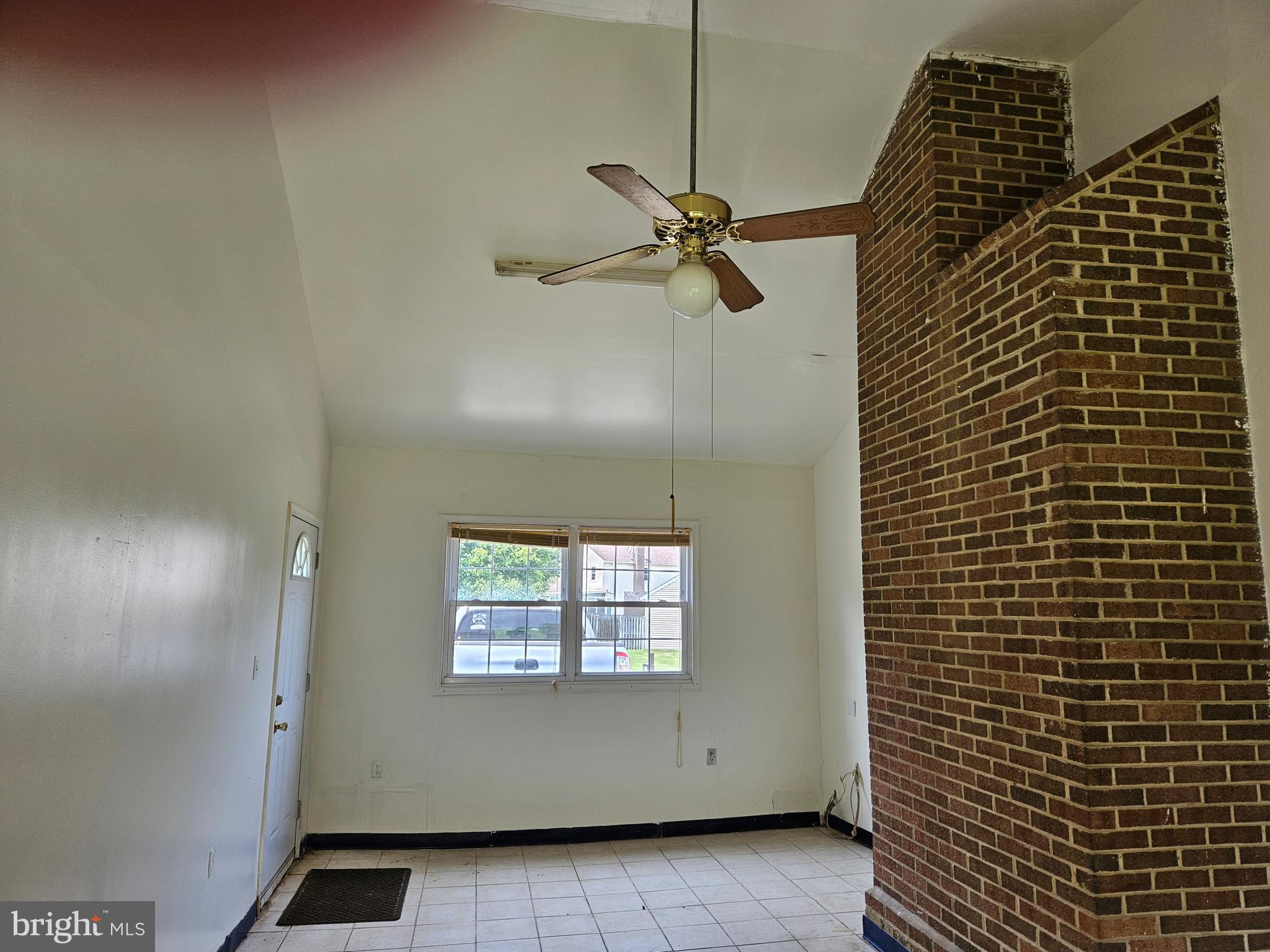 PROSPECT KNOLLS - Residential