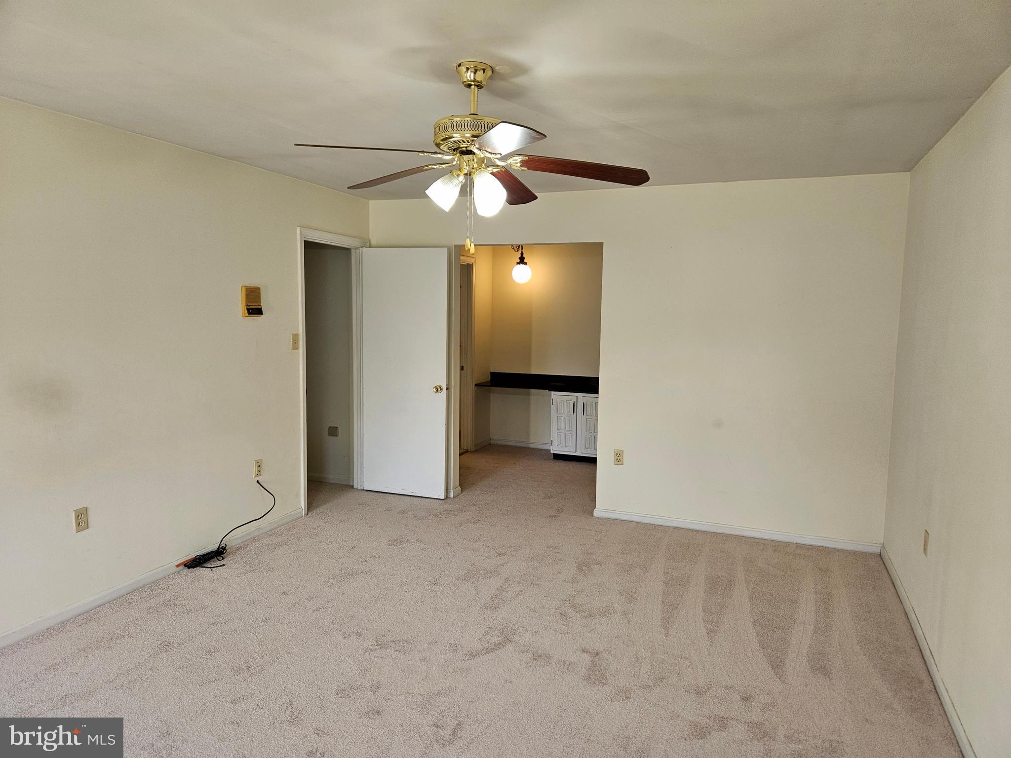 PROSPECT KNOLLS - Residential