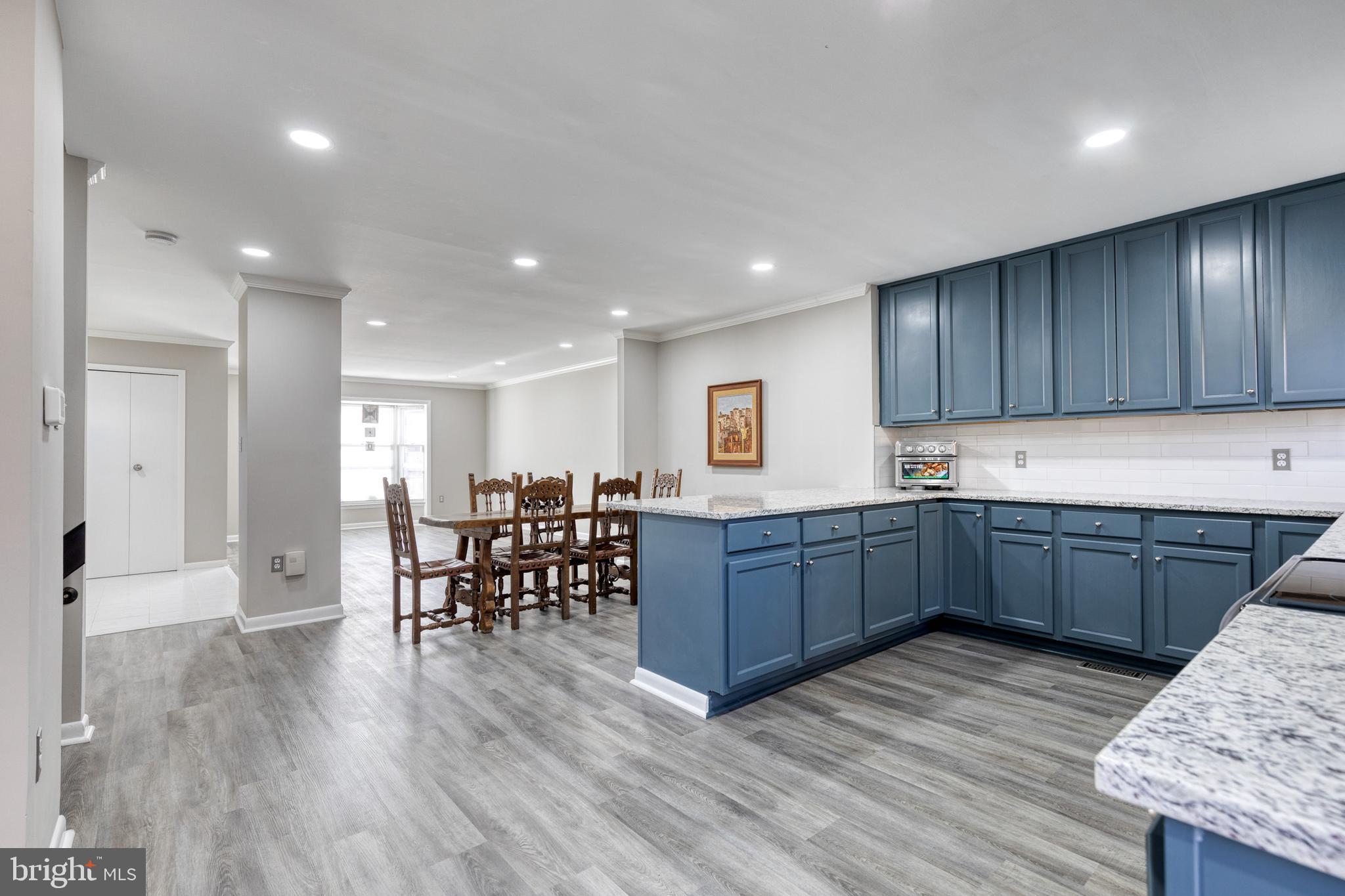 SUMMIT RIDGE - Residential