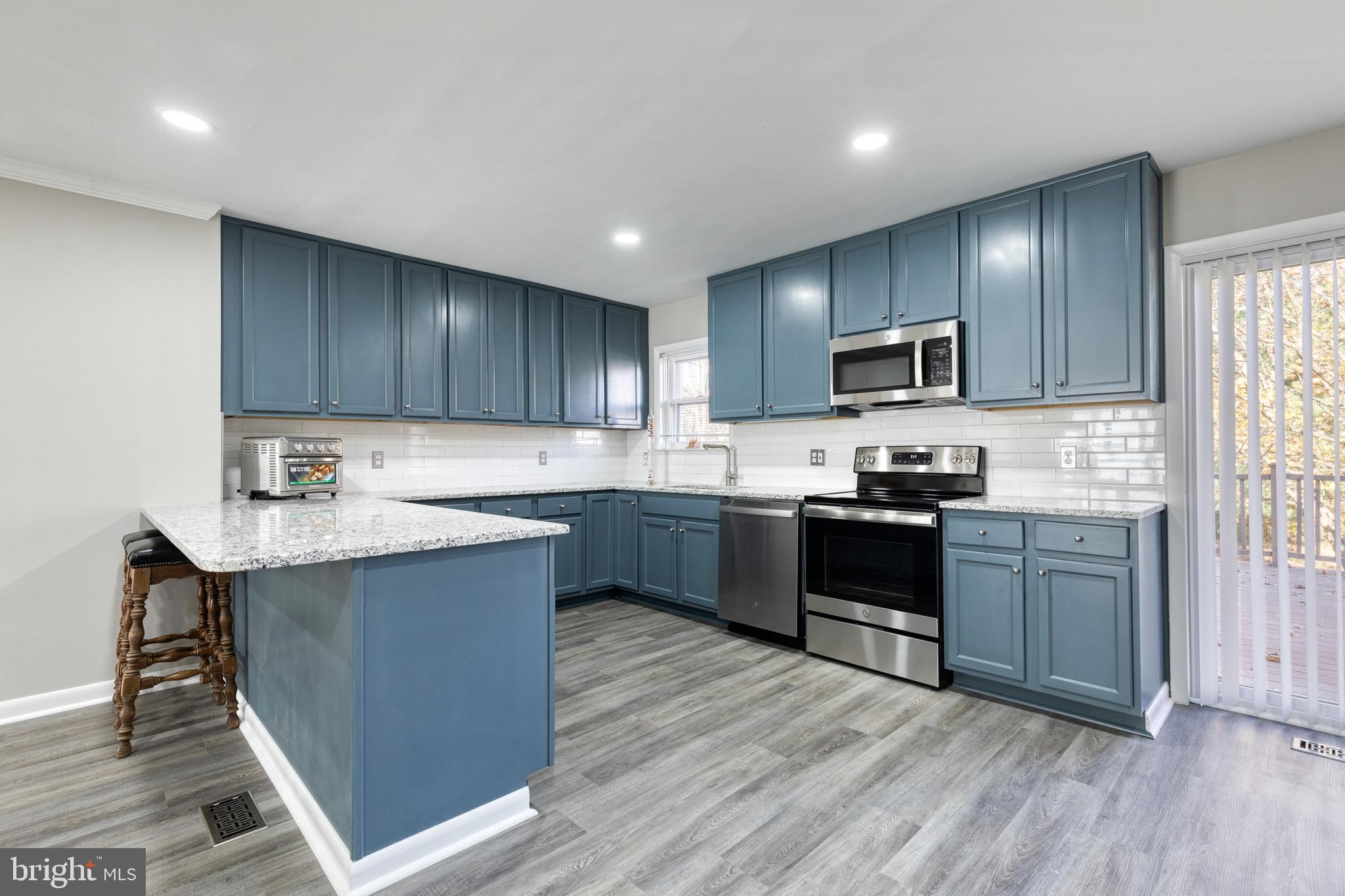 SUMMIT RIDGE - Residential