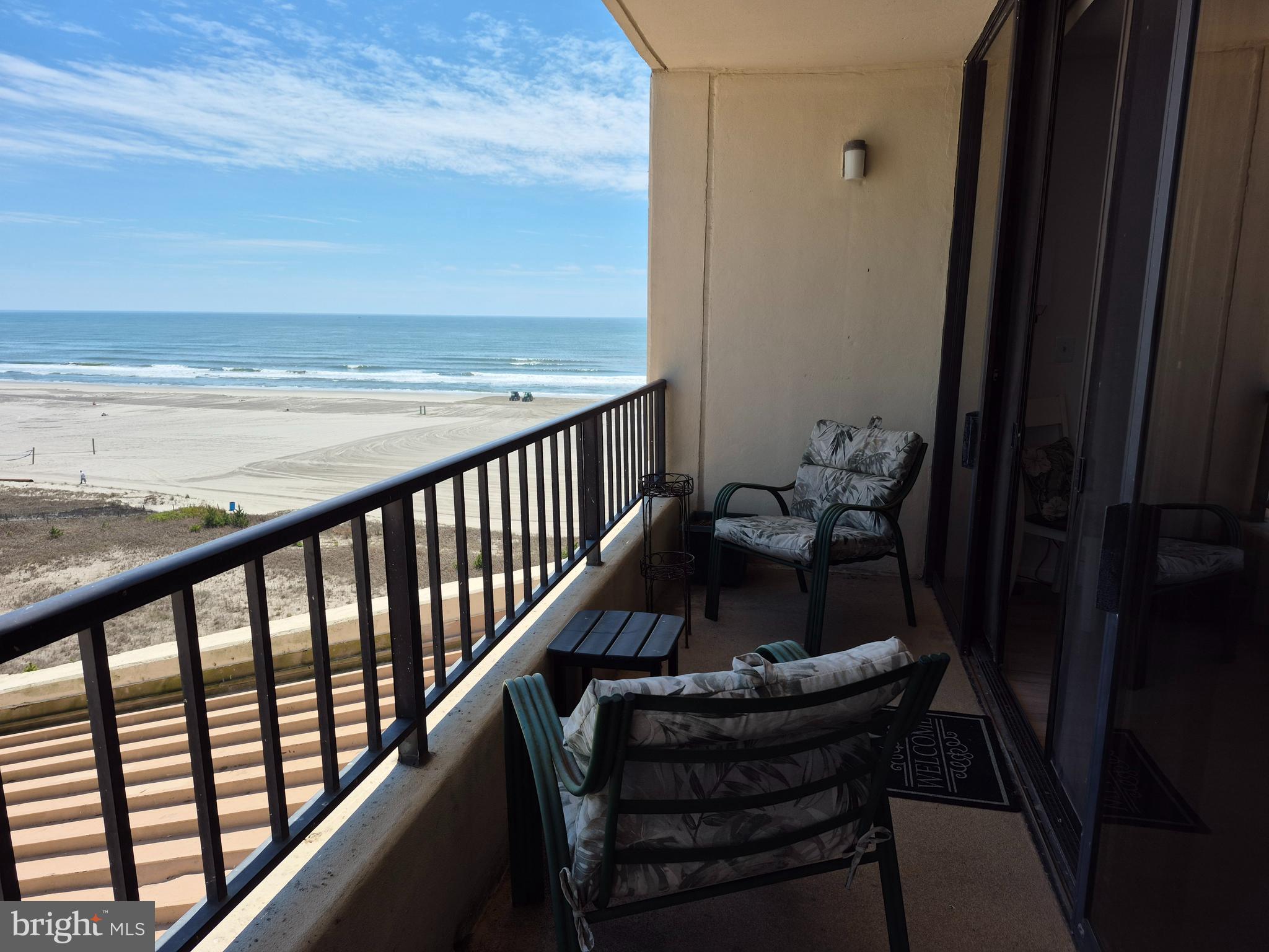 3851 BOARDWALK 803