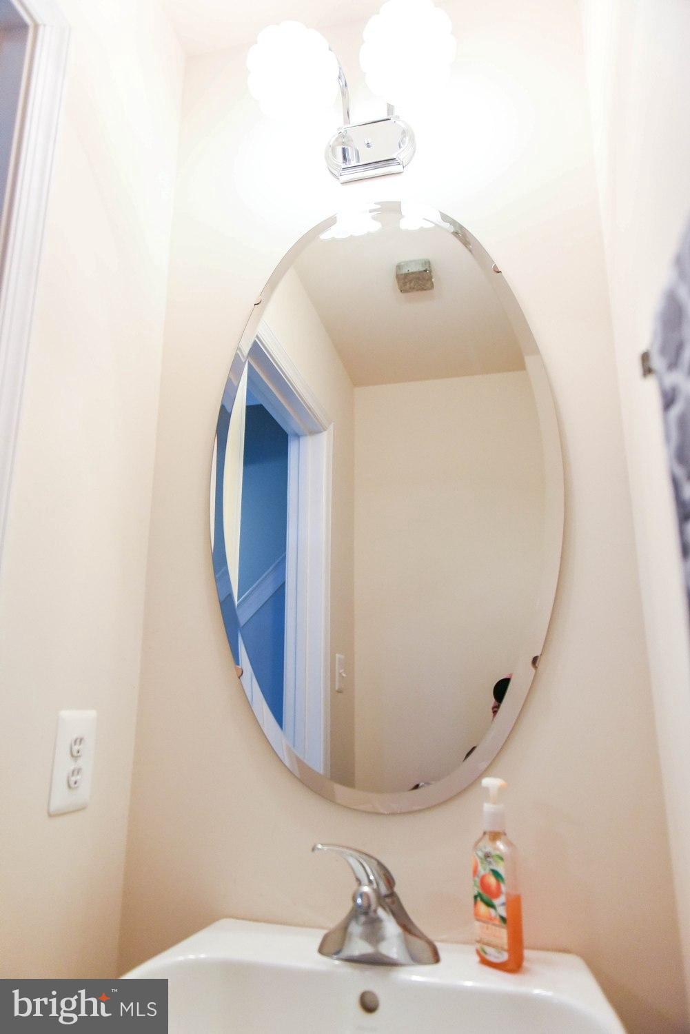 VILLAS ON WATERS EDGE - Residential