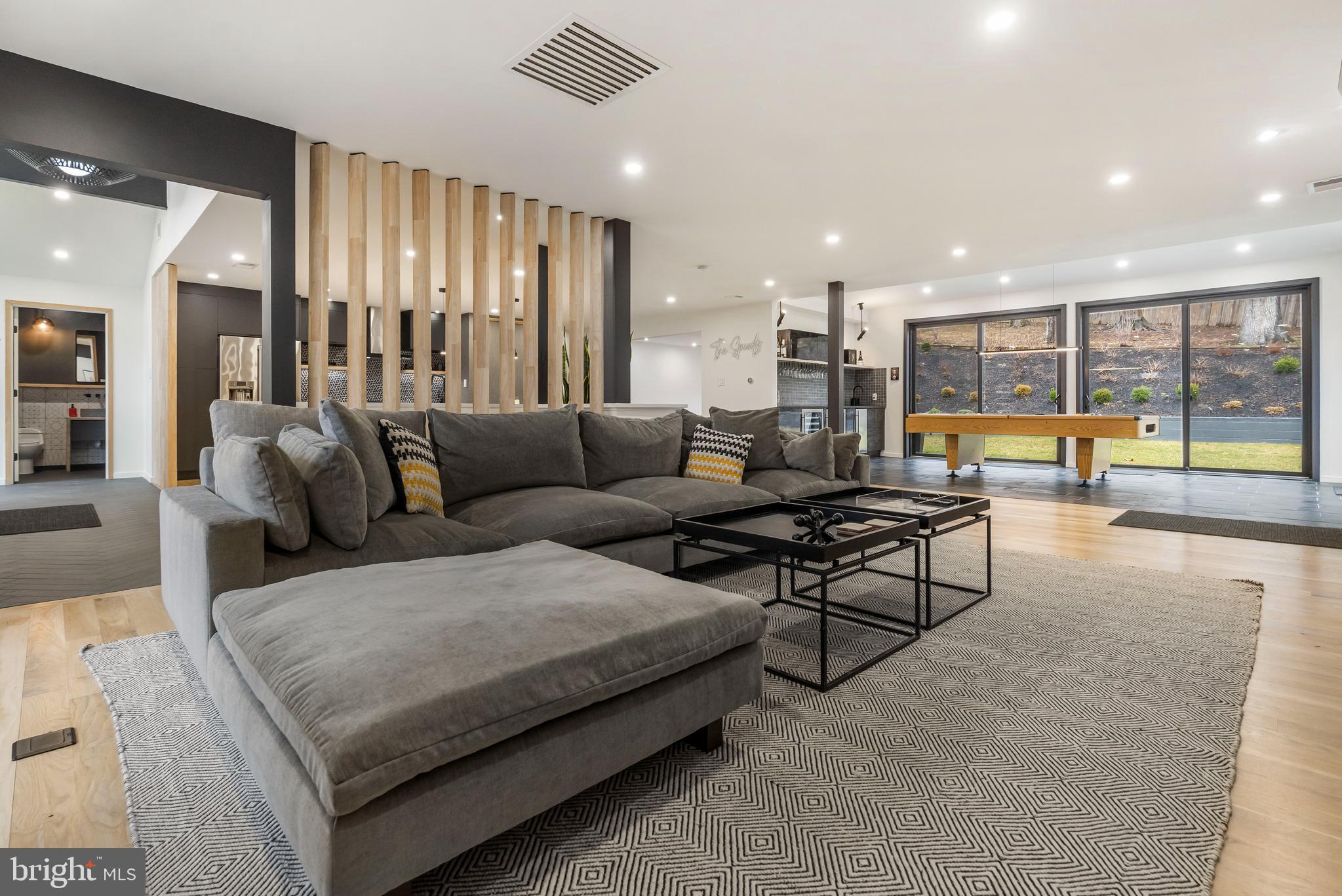 TOWSON - Residential Lease