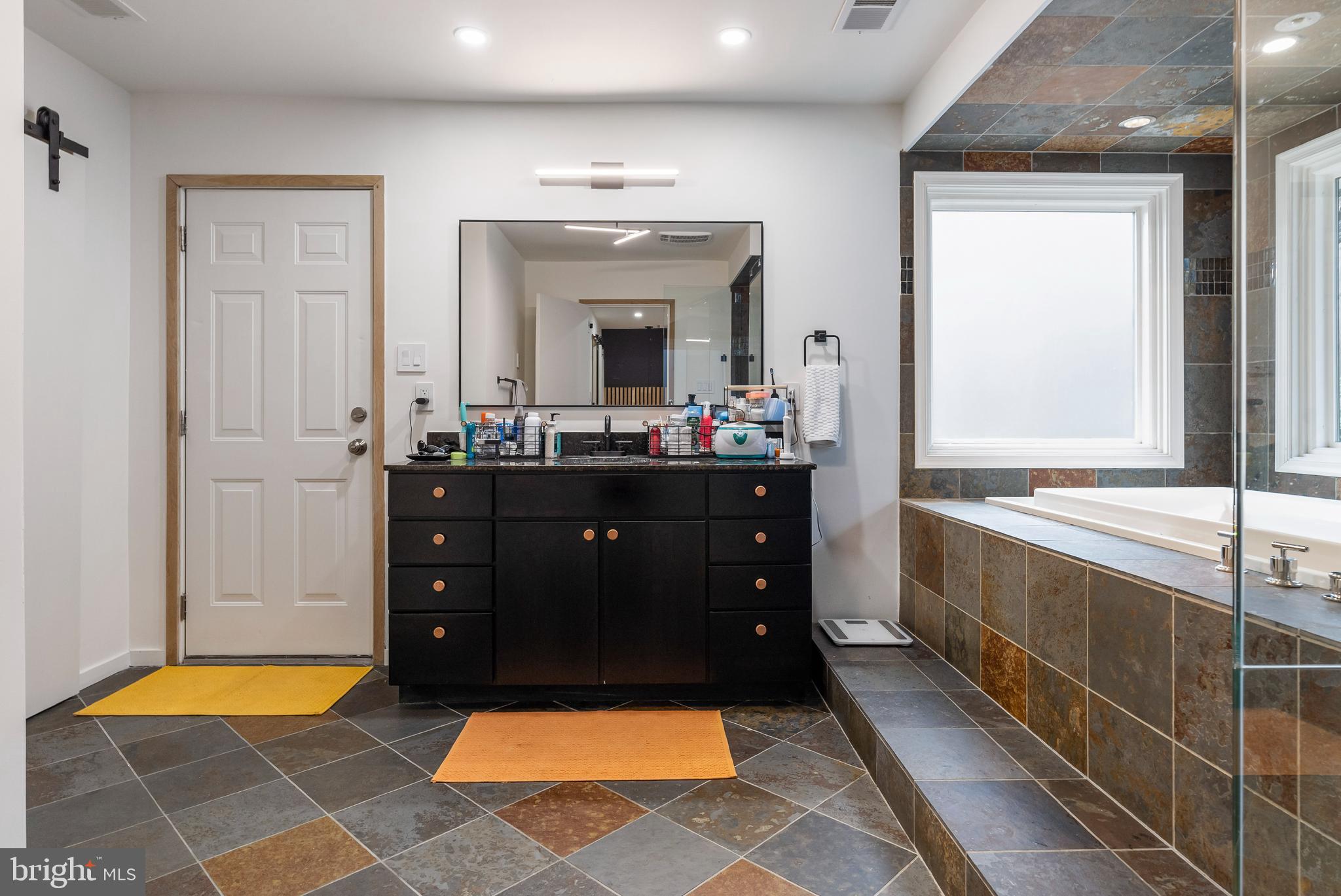 TOWSON - Residential Lease