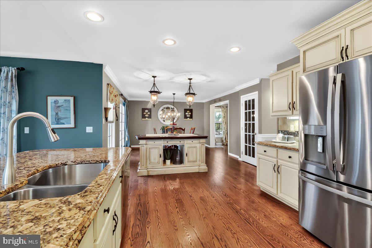 PARKSIDE - Residential