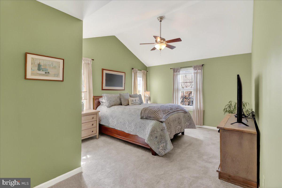 PARKSIDE - Residential