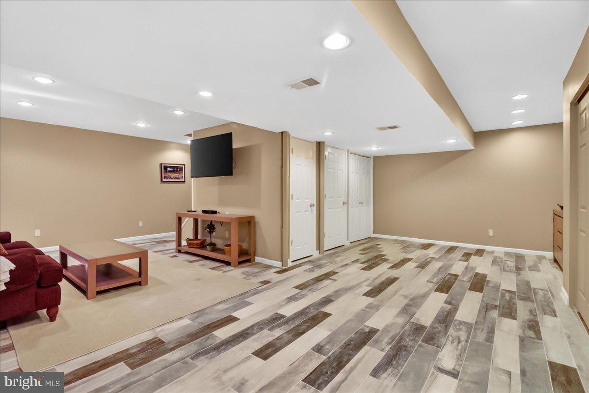 PARKSIDE - Residential