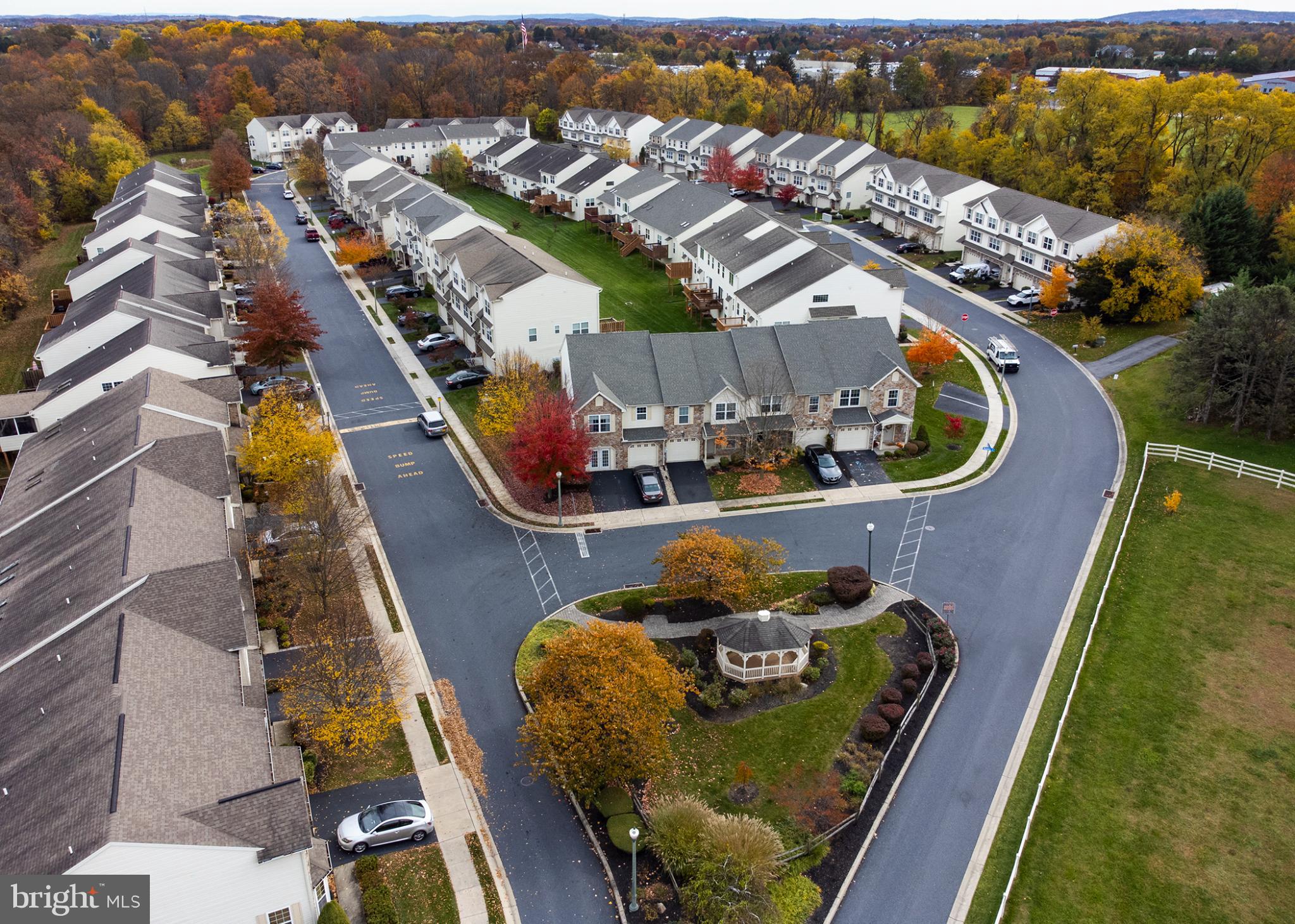 MAPLE GLEN - Residential