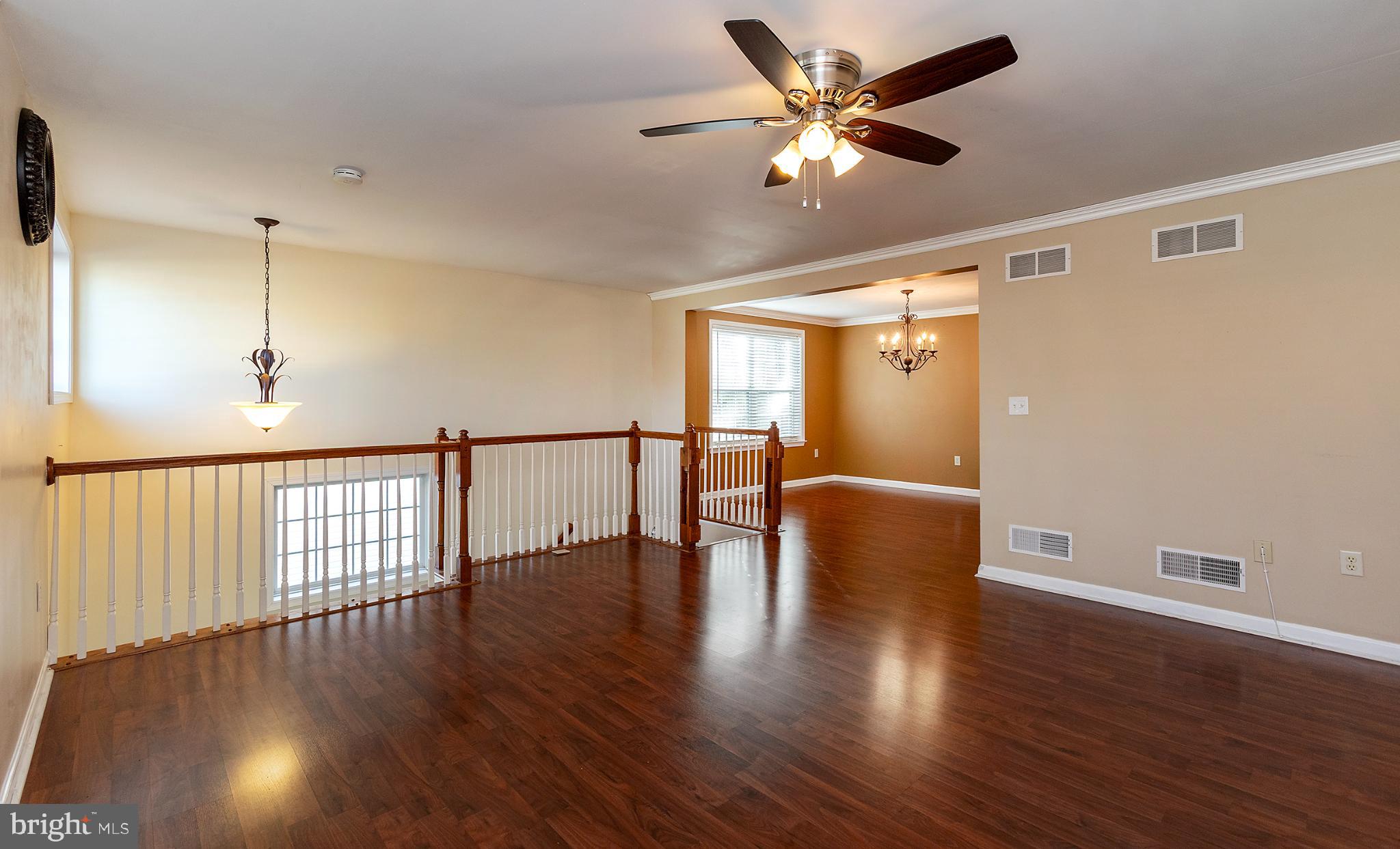 MAPLE GLEN - Residential