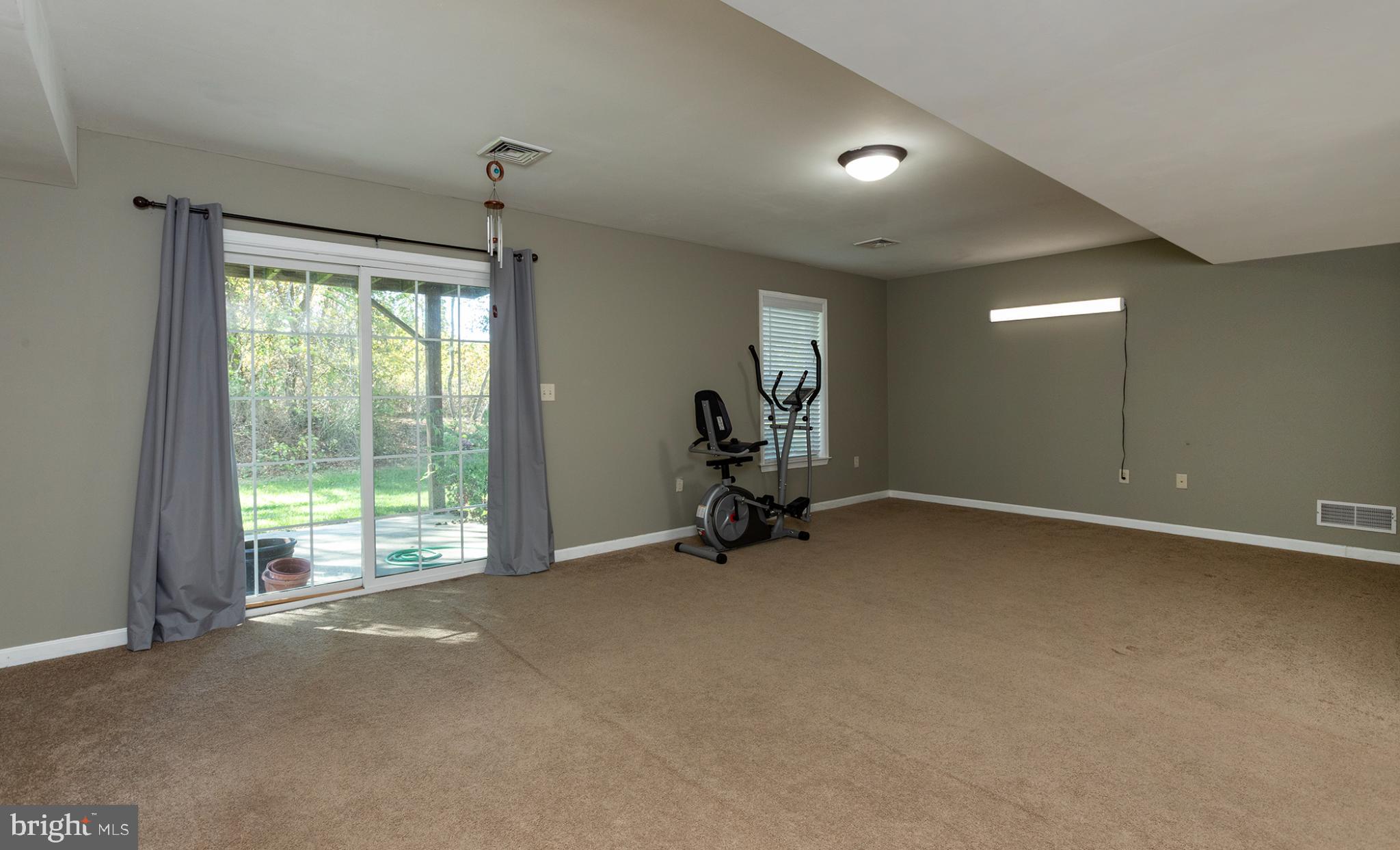 MAPLE GLEN - Residential