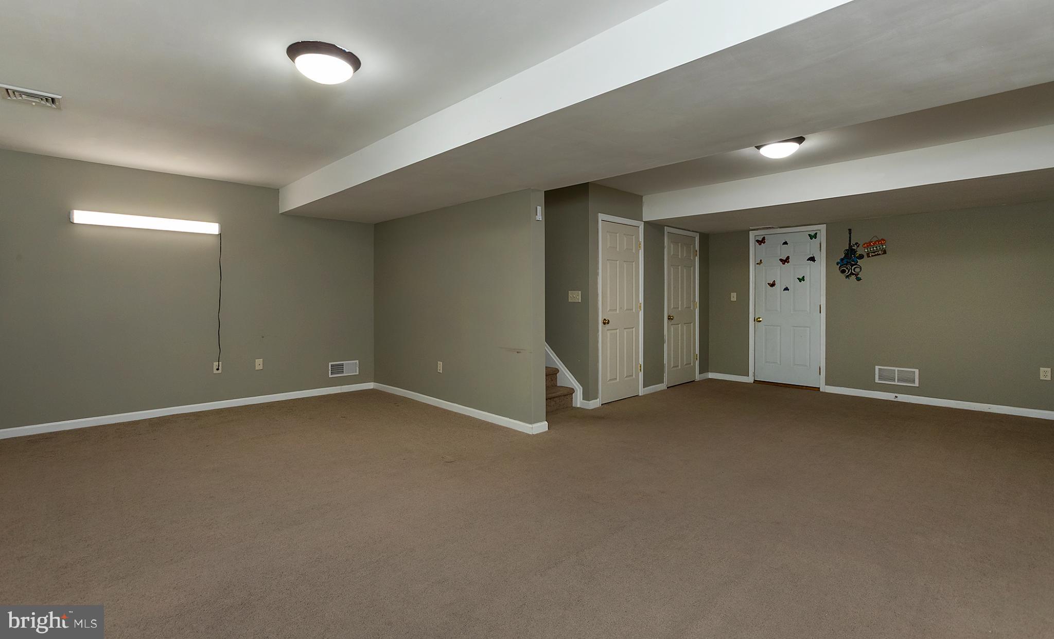 MAPLE GLEN - Residential