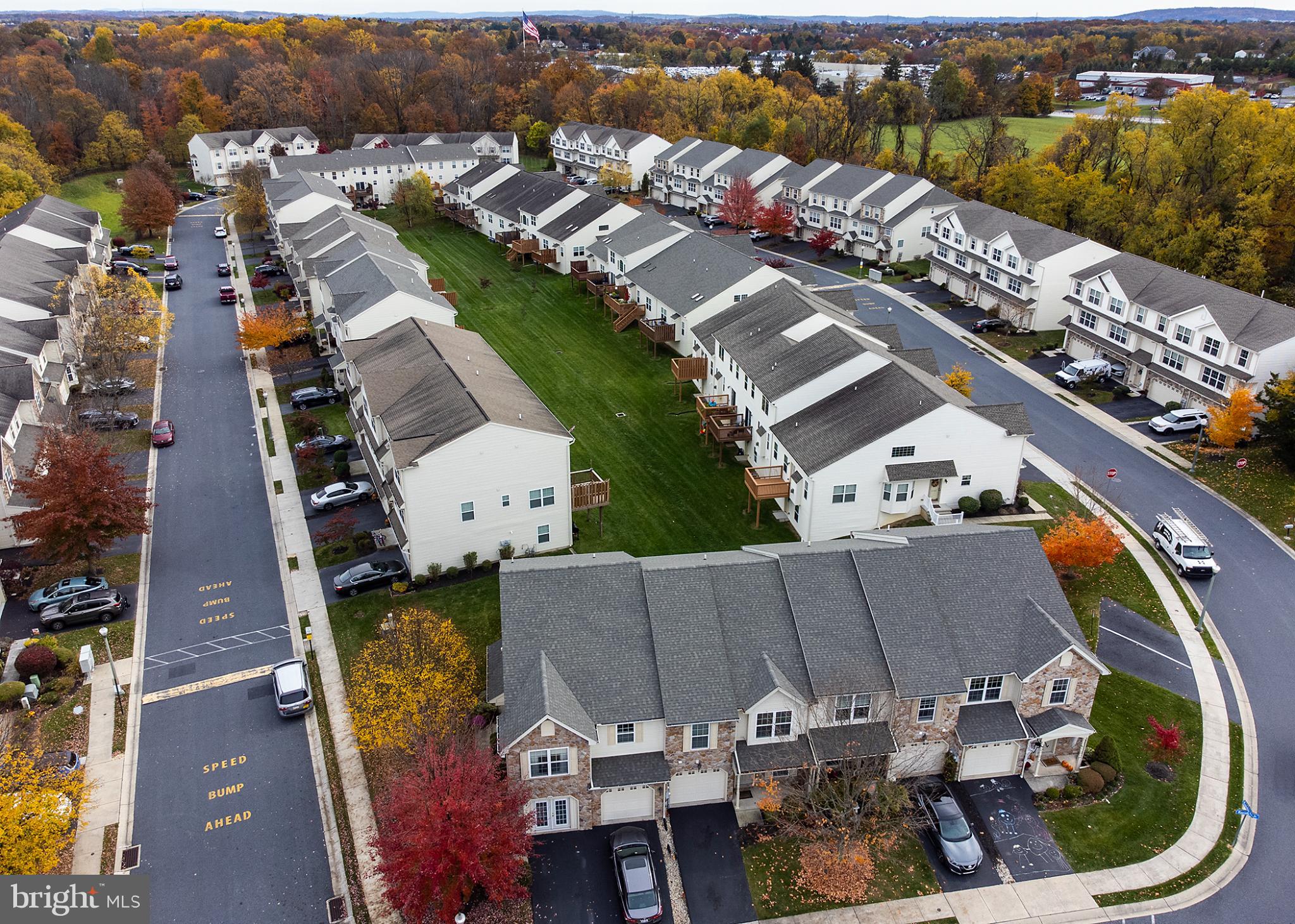 MAPLE GLEN - Residential