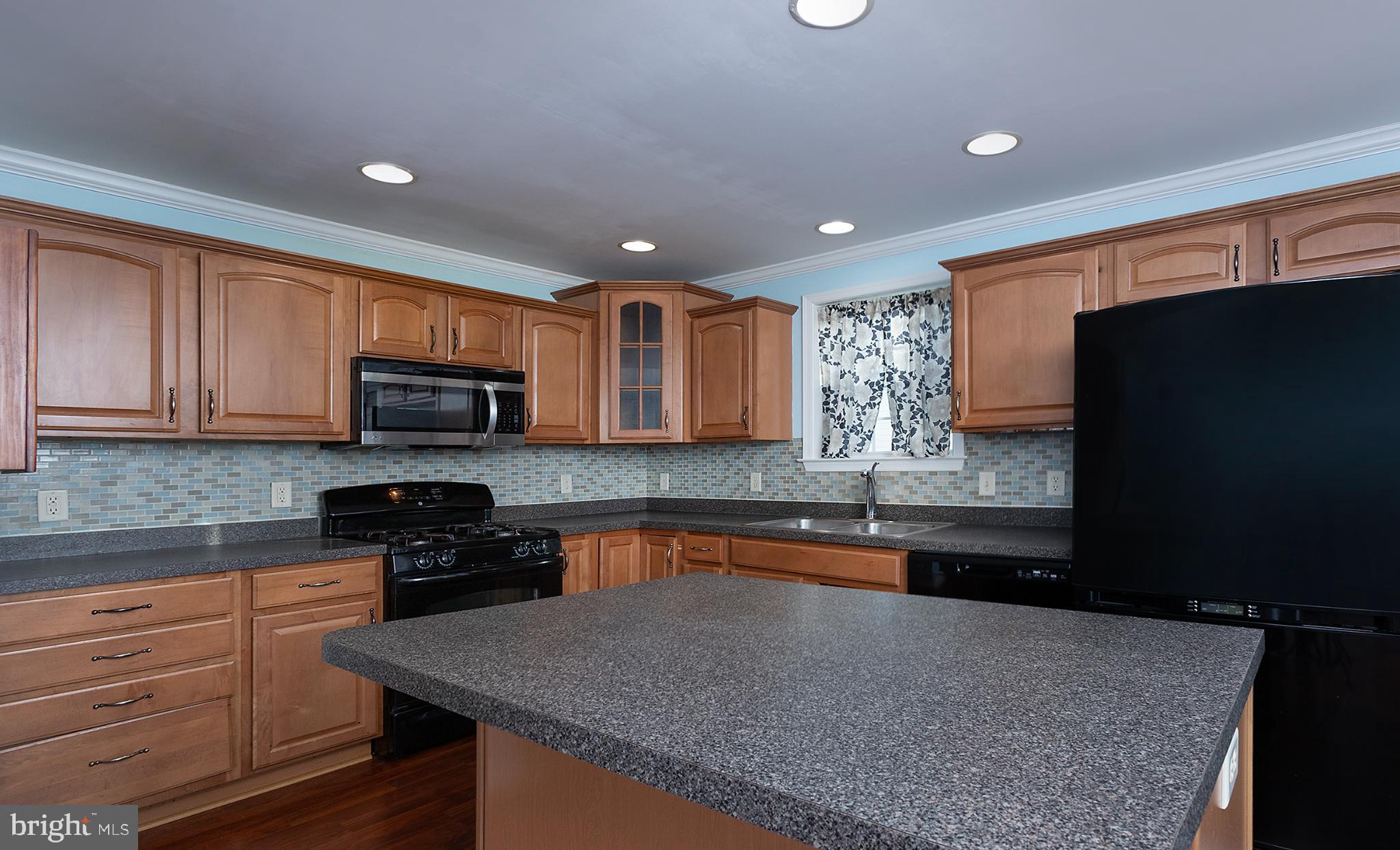 MAPLE GLEN - Residential