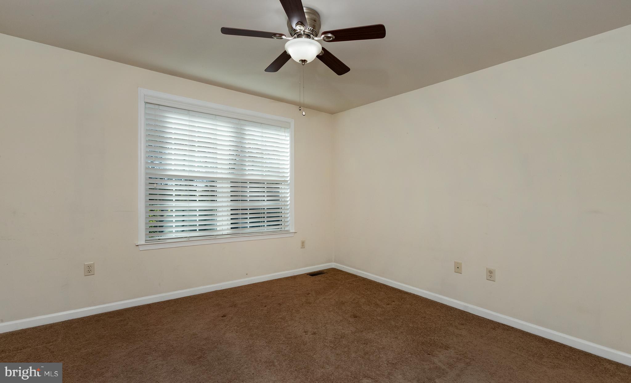 MAPLE GLEN - Residential