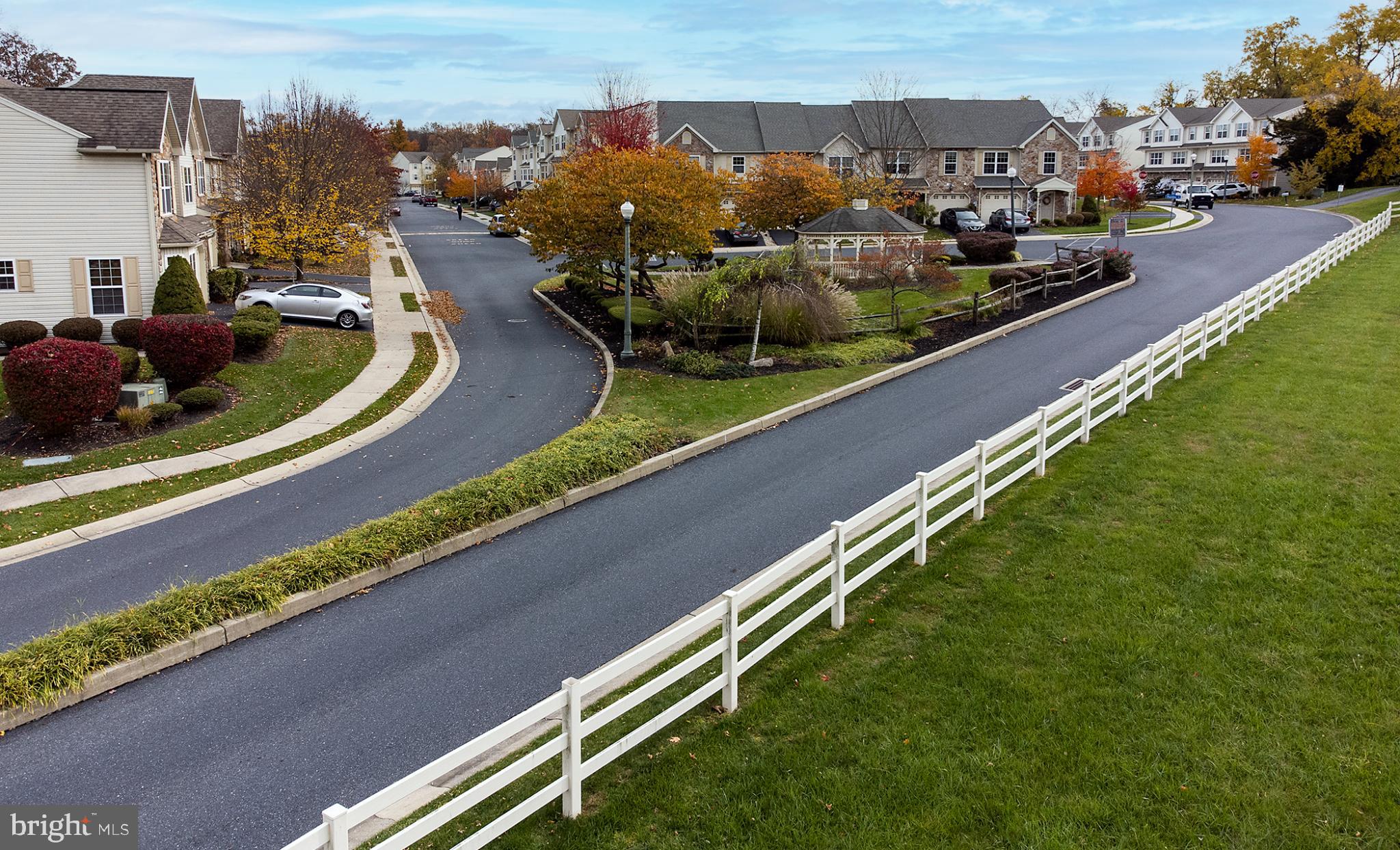 MAPLE GLEN - Residential