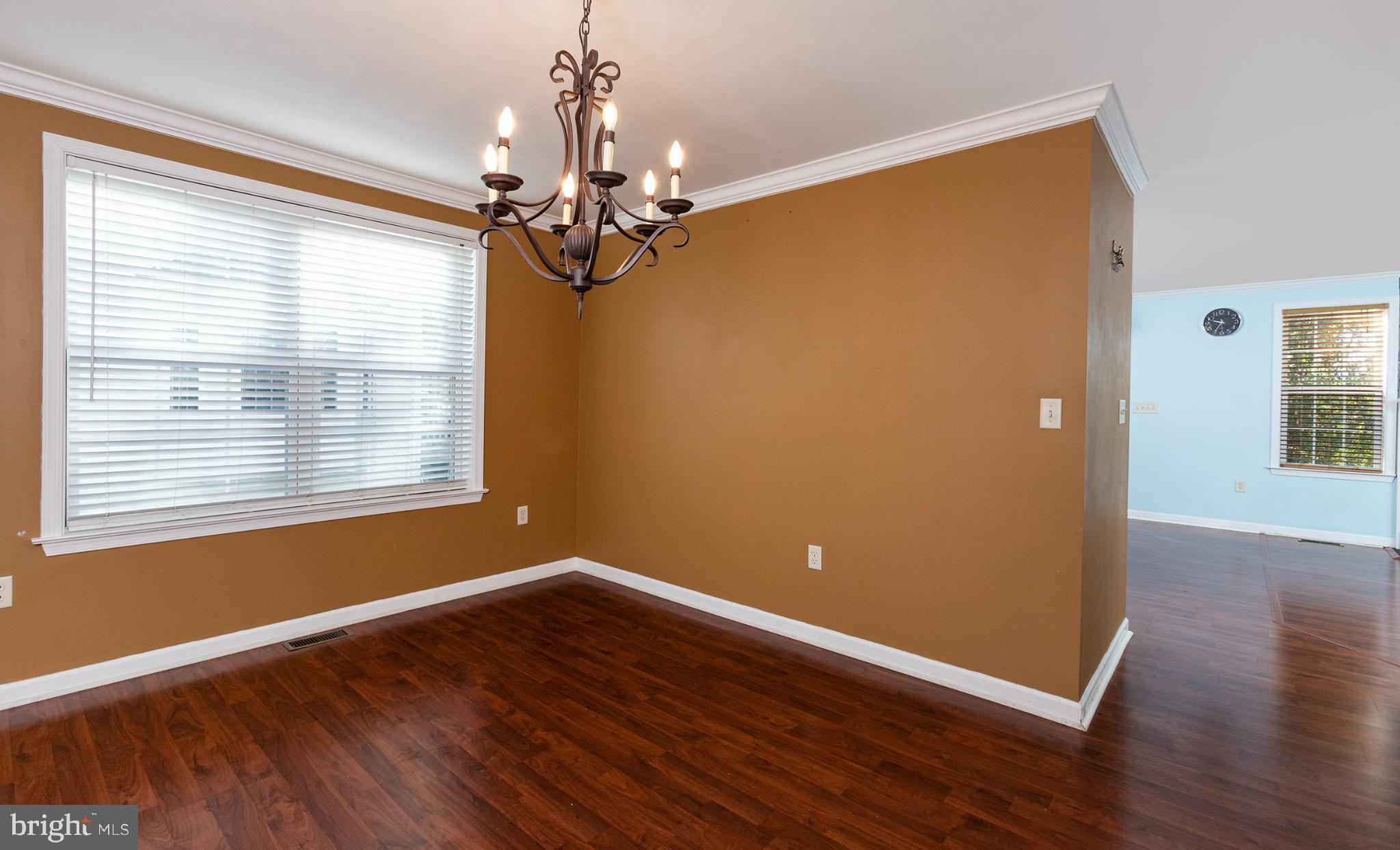 MAPLE GLEN - Residential