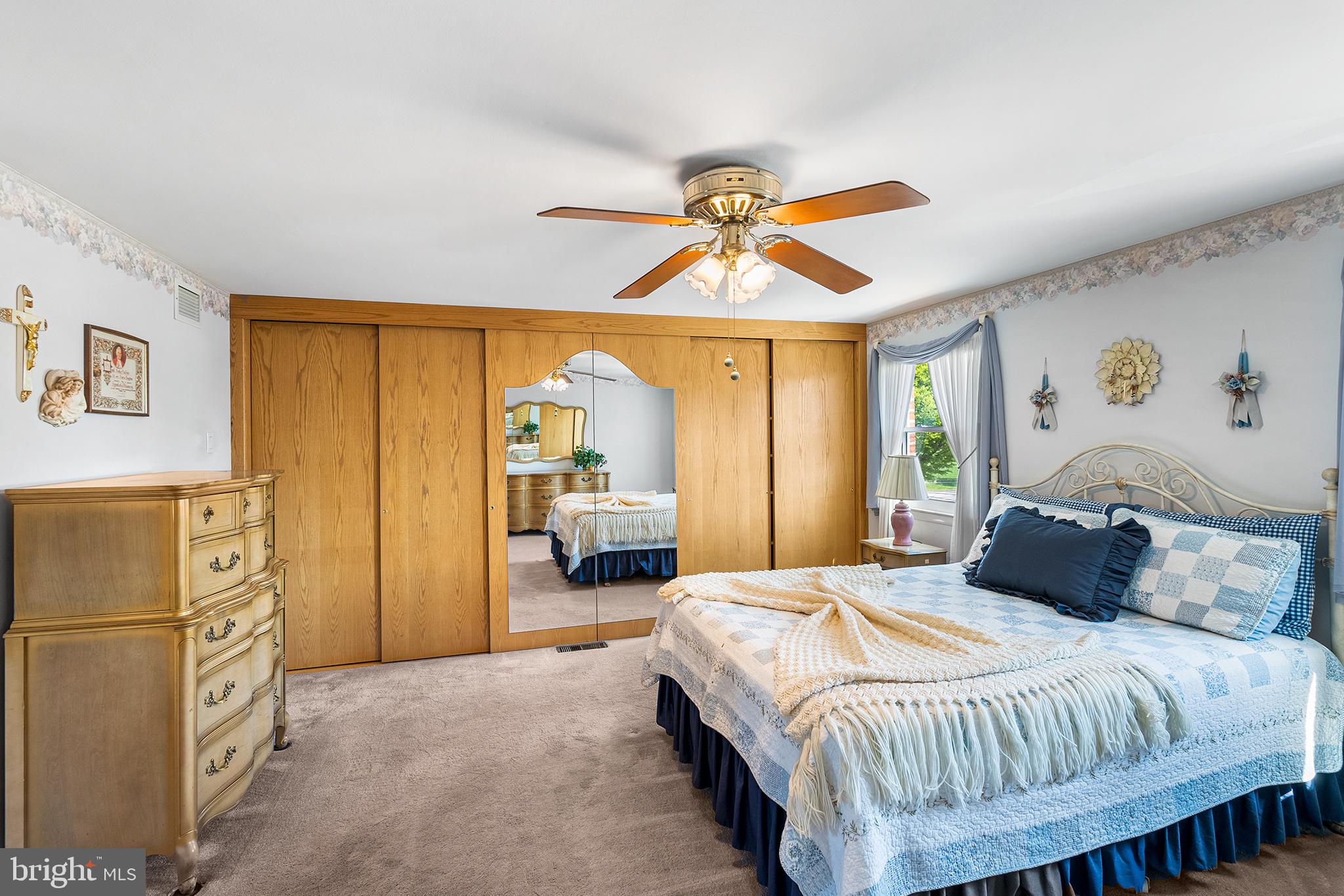 PHILADELPHIA - Residential