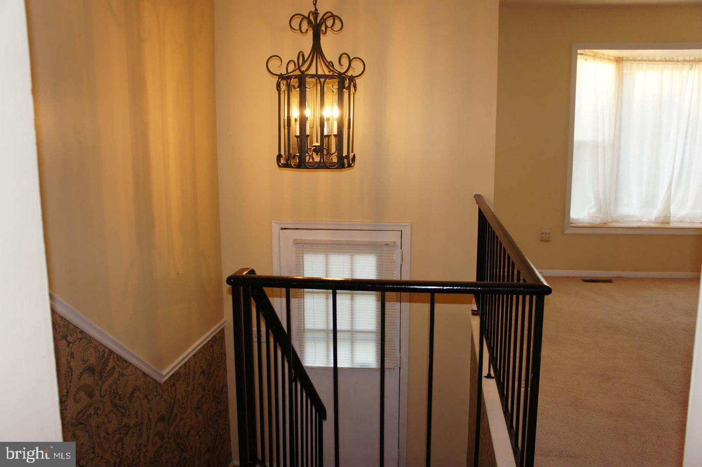 CROFTON VILLAGE - Residential Lease