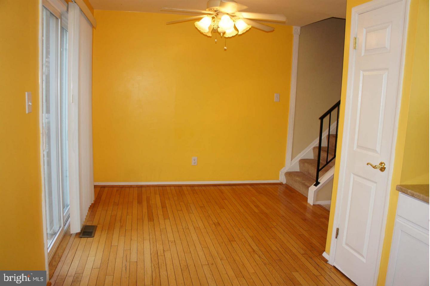 CROFTON VILLAGE - Residential Lease