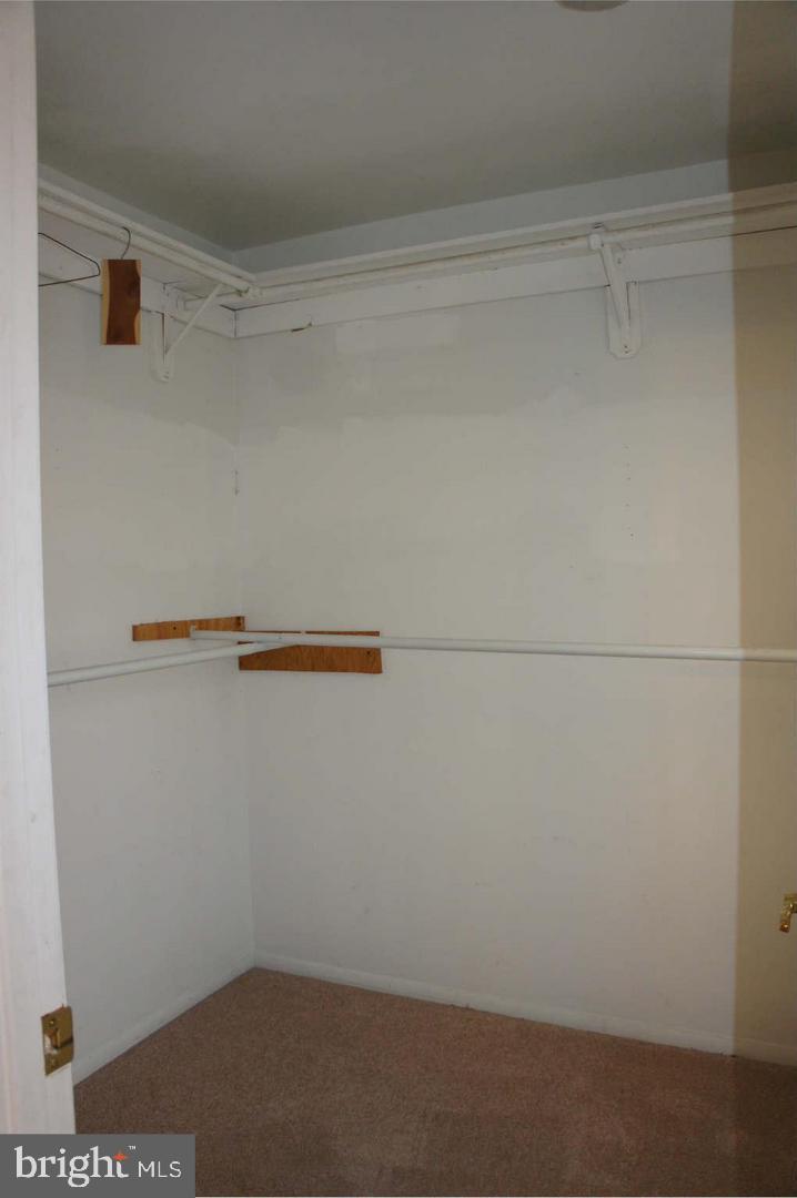 CROFTON VILLAGE - Residential Lease