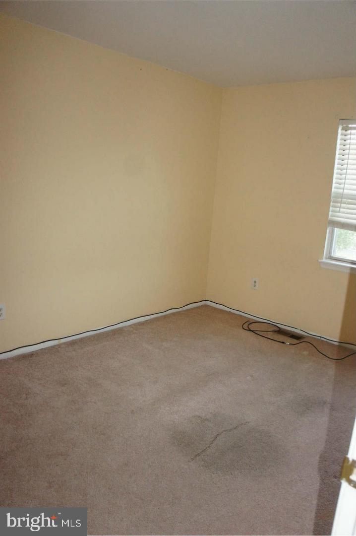 CROFTON VILLAGE - Residential Lease