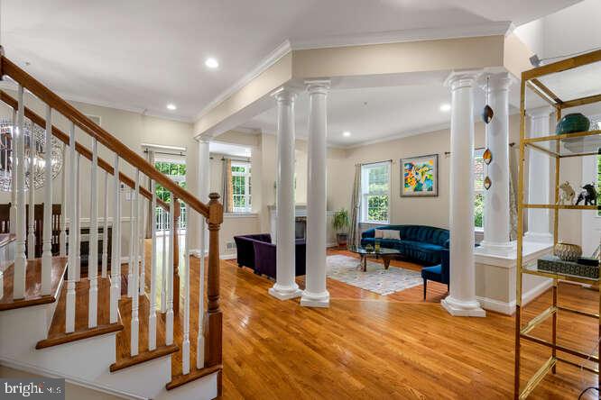 103 WHITELAND HILLS CIRCLE