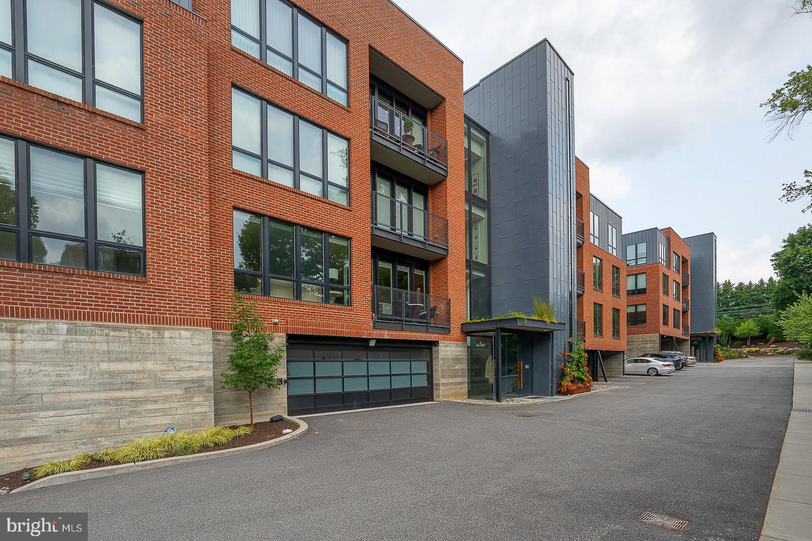 427 E LANCASTER AVENUE 1301