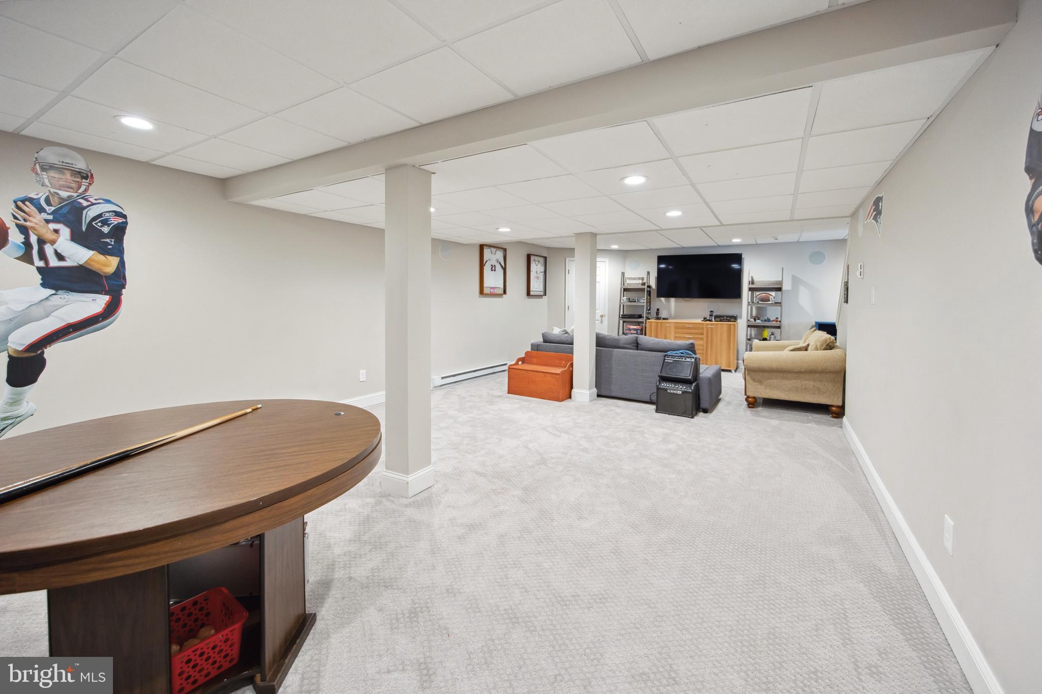 HIDDEN VALLEY - Residential