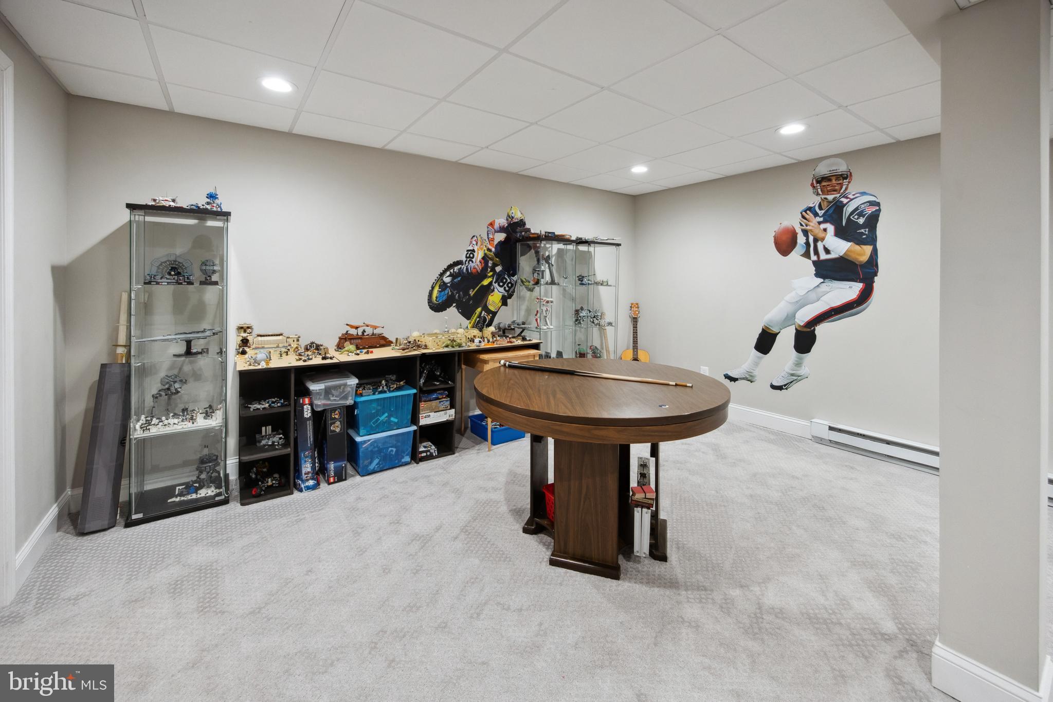 HIDDEN VALLEY - Residential