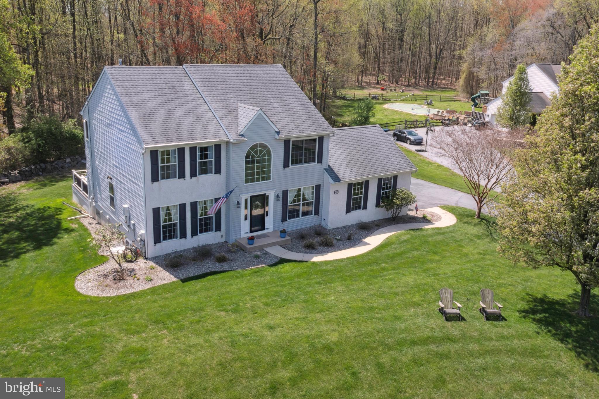 HIDDEN VALLEY - Residential