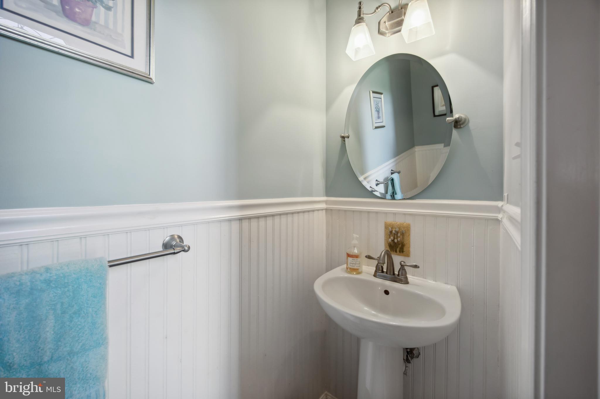 HIDDEN VALLEY - Residential