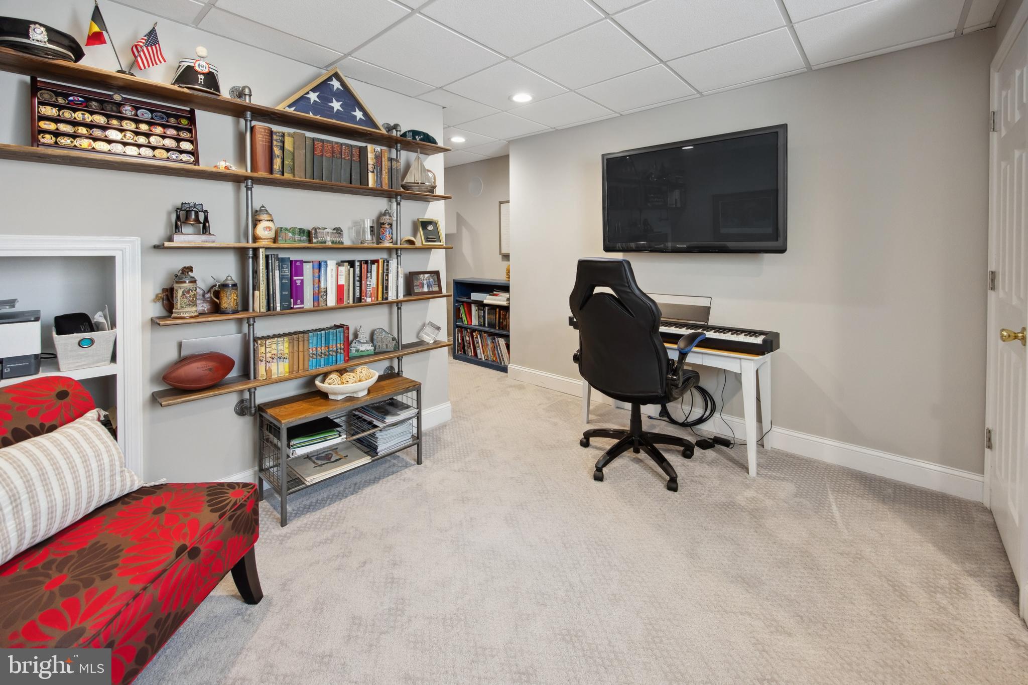 HIDDEN VALLEY - Residential