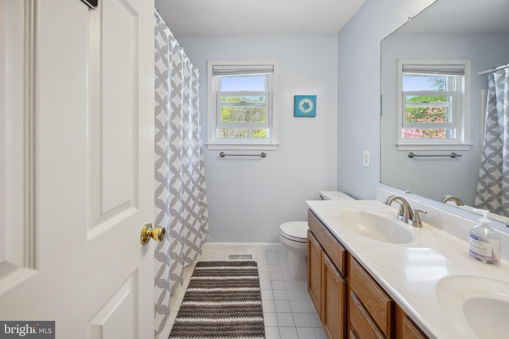 HIDDEN VALLEY - Residential