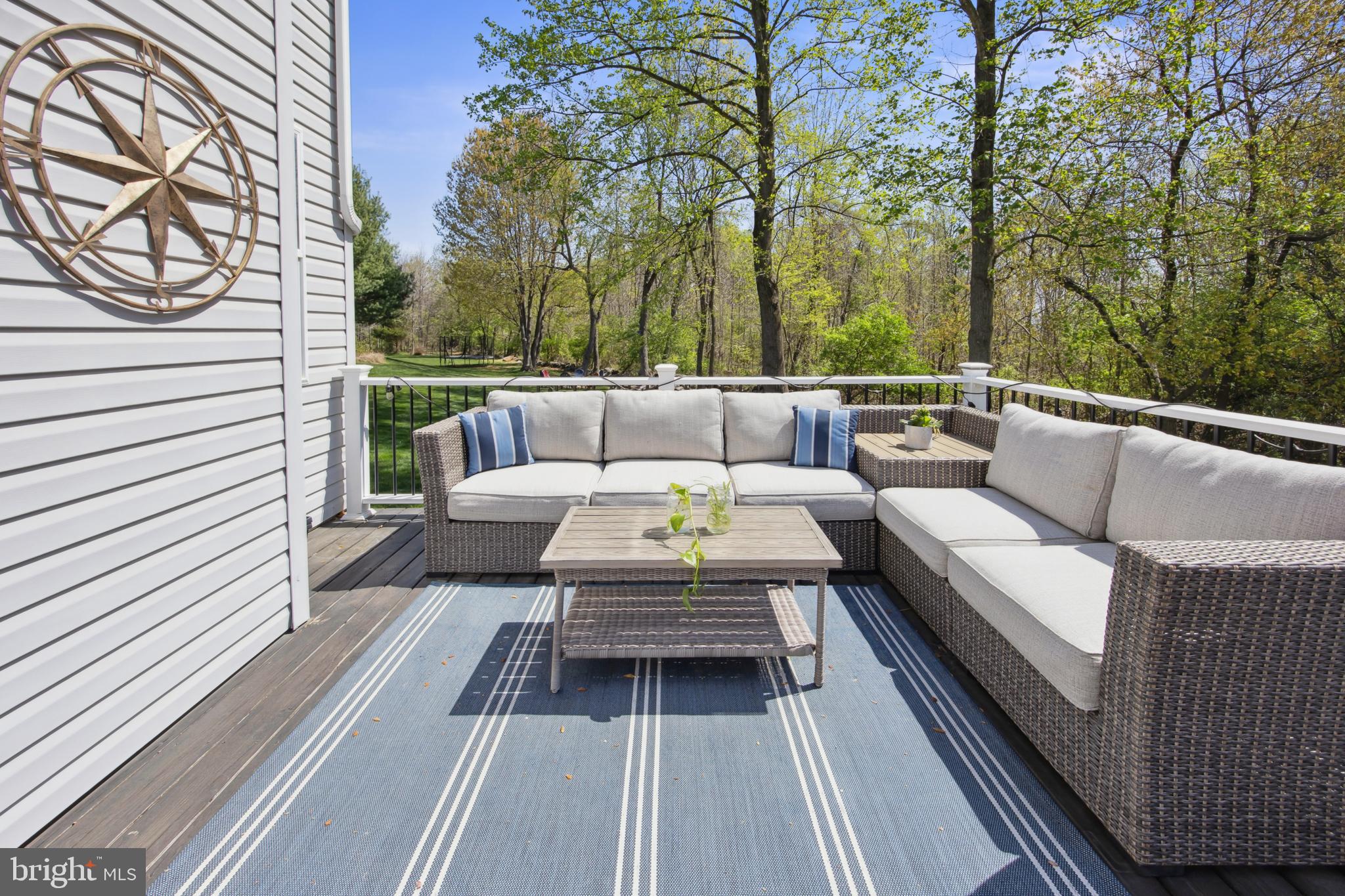 HIDDEN VALLEY - Residential