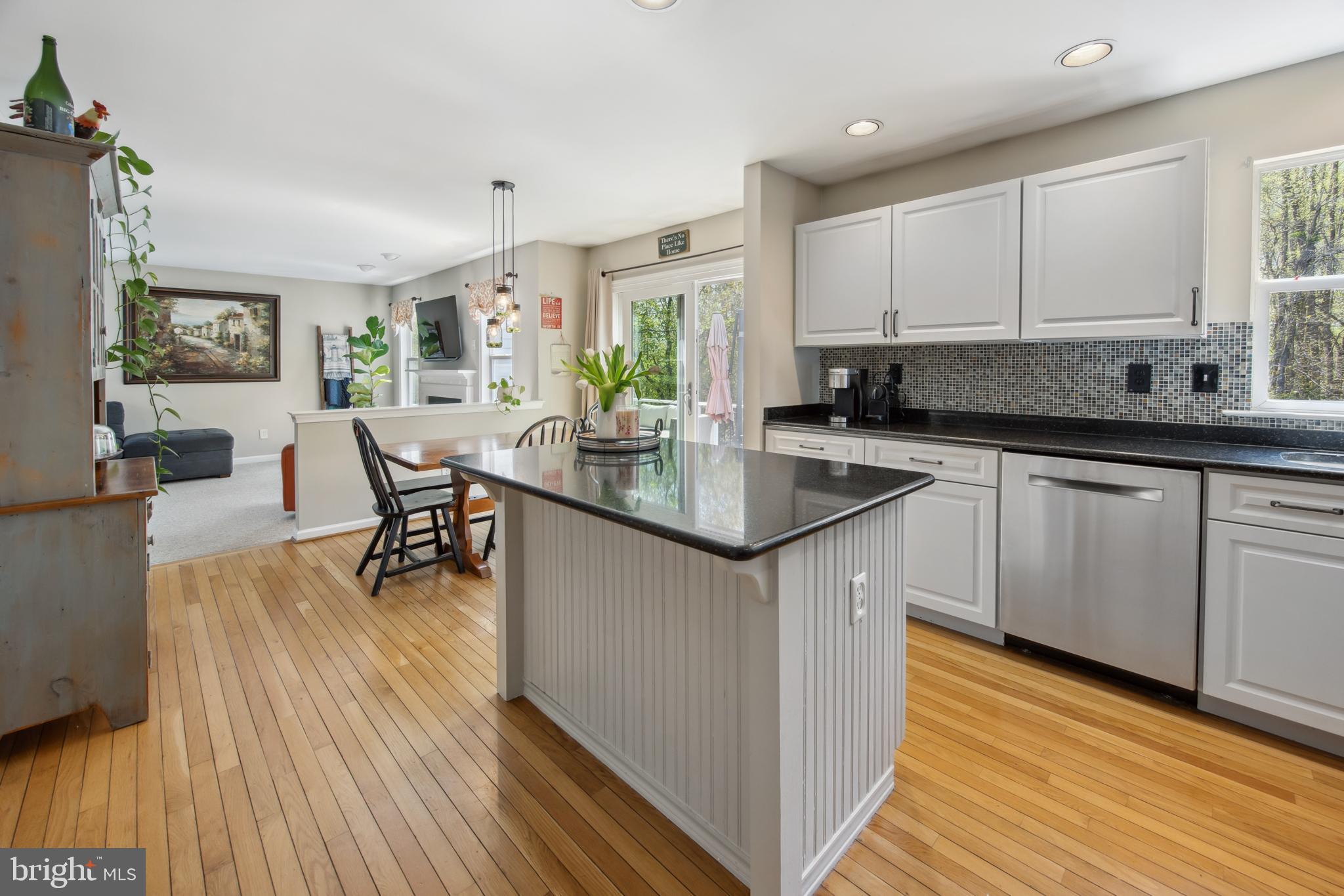 HIDDEN VALLEY - Residential