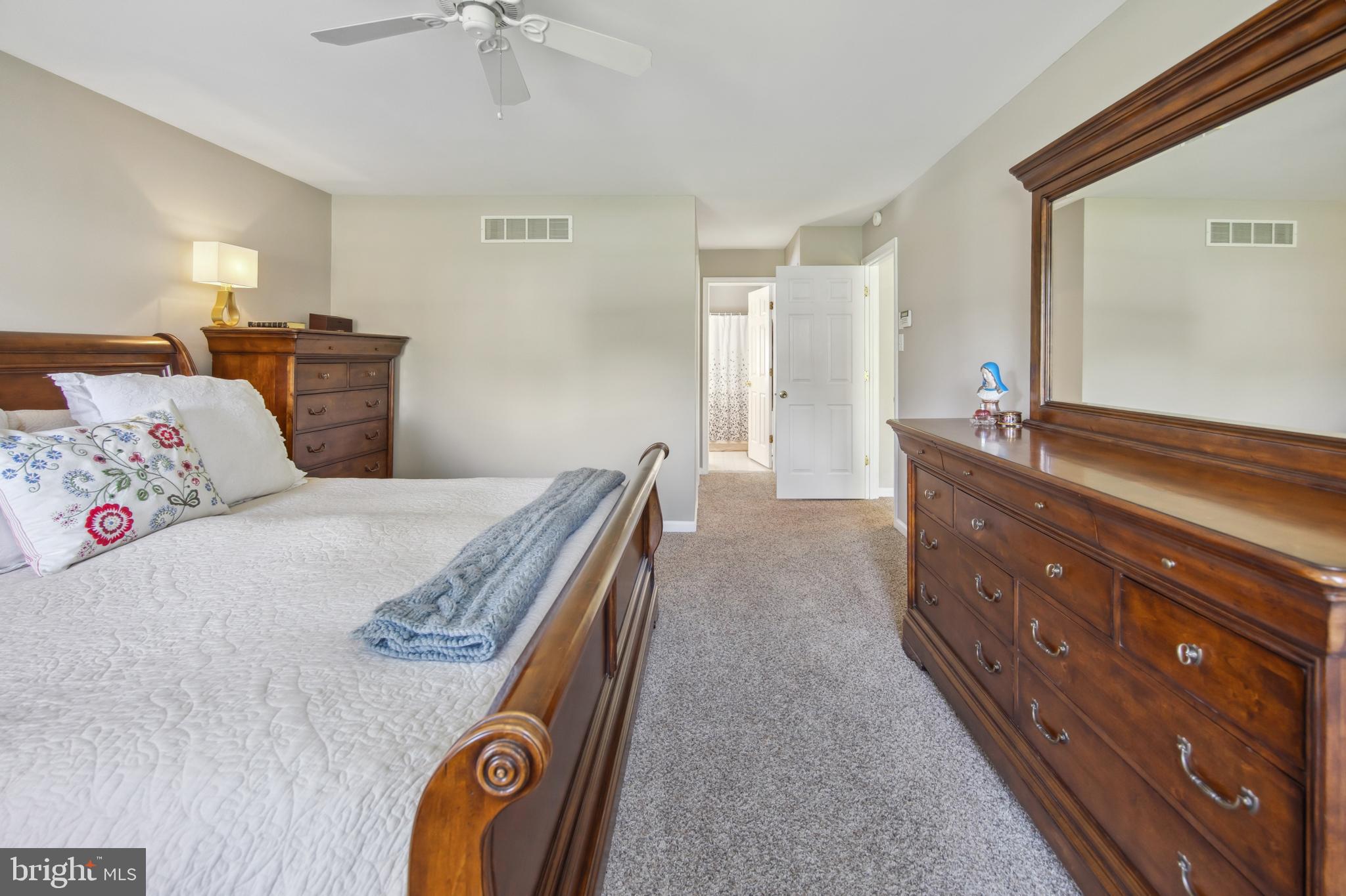 HIDDEN VALLEY - Residential