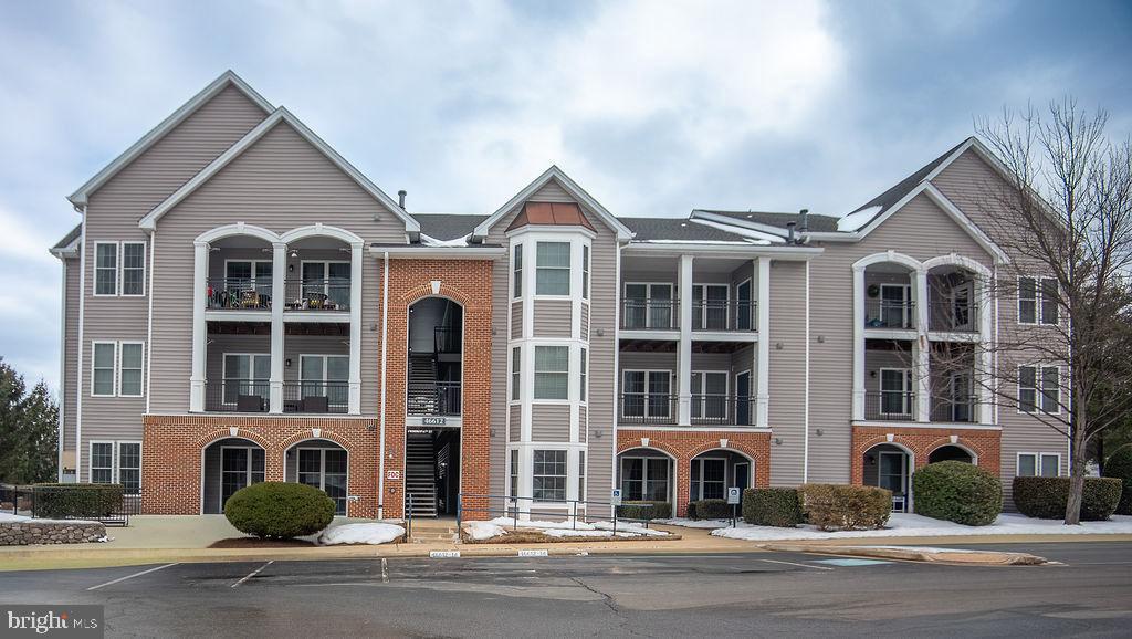 RIVERBEND AT CASCADES - Residential